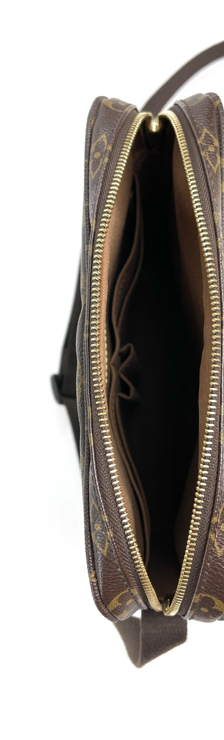 Louis Vuitton Monogram Trotteur Beauborg Crossbody Bag RCL1098