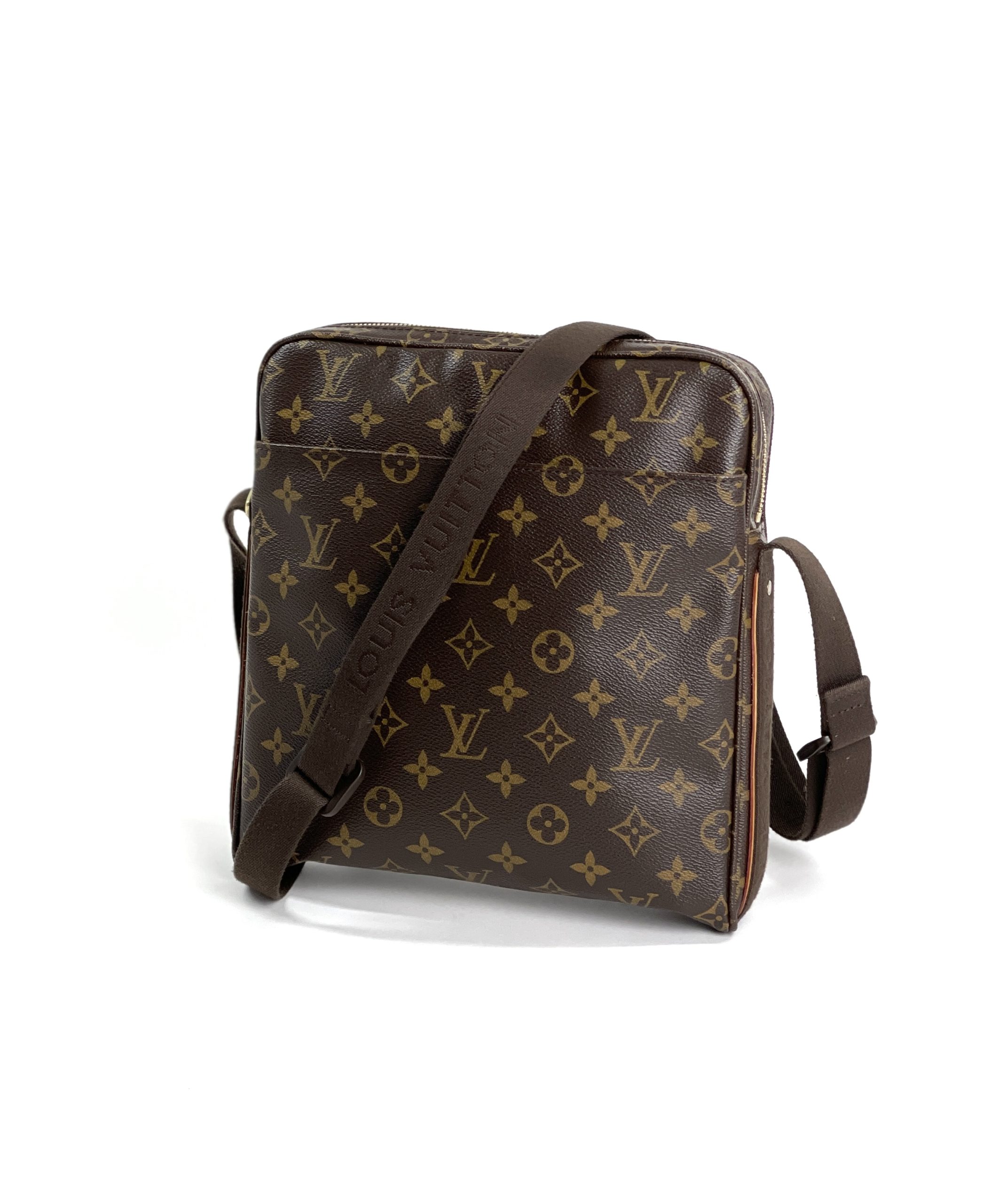 Louis Vuitton Monogram Trotteur Beaubourg - Brown Crossbody Bags