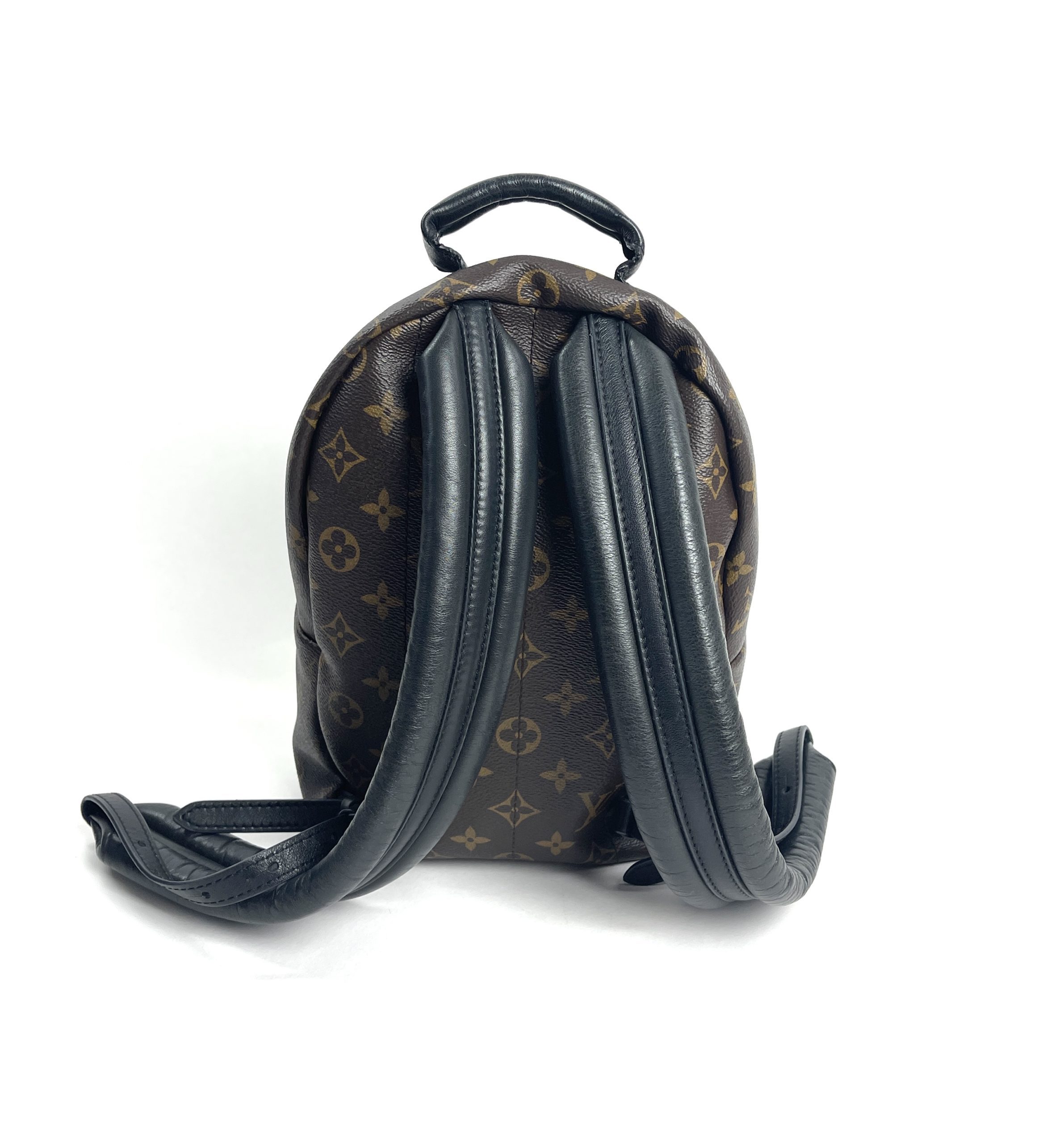 lv backpack straps