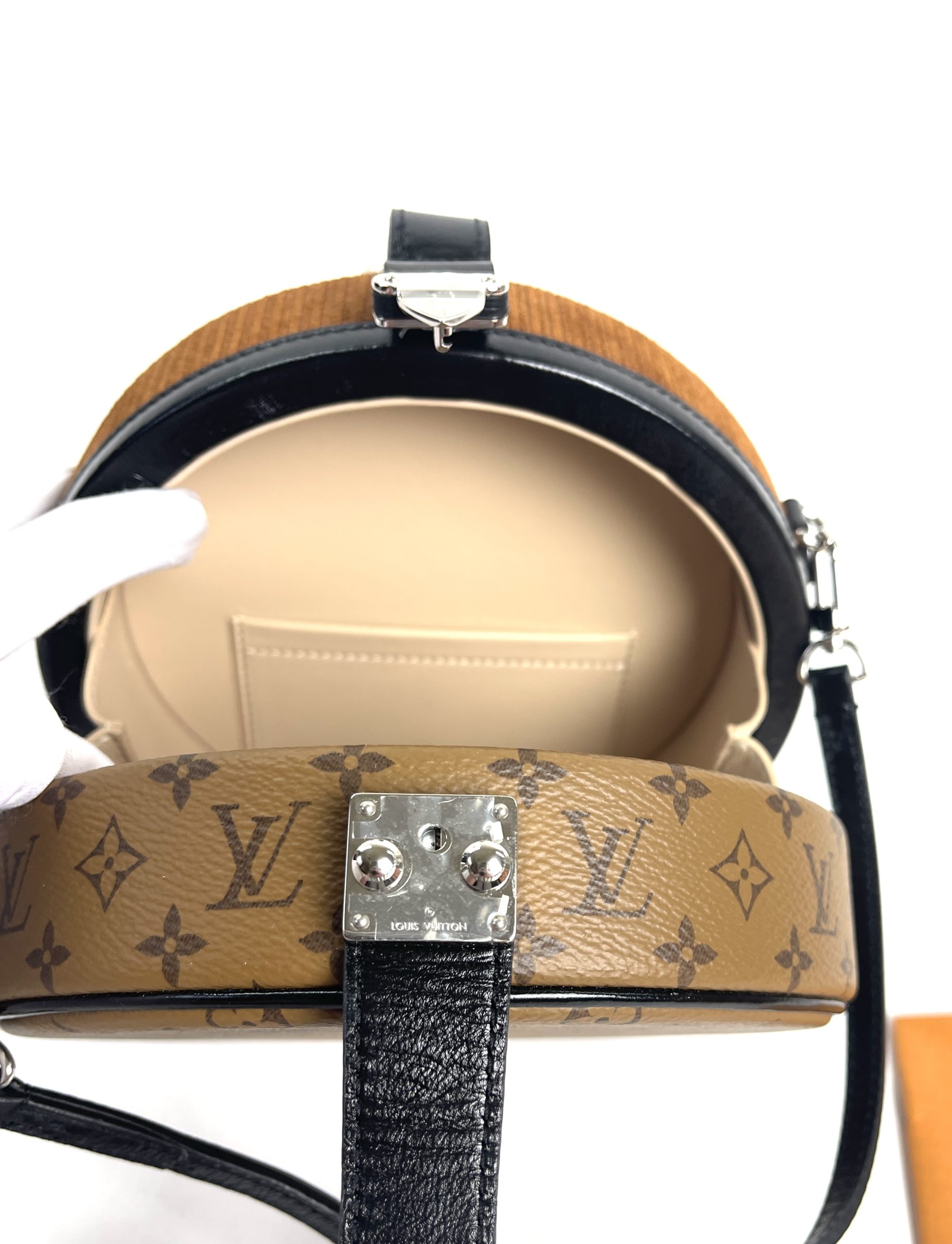 LOUIS VUITTON Petite Boite Chapeau Monogram Canvas Shoulder Bag Brown