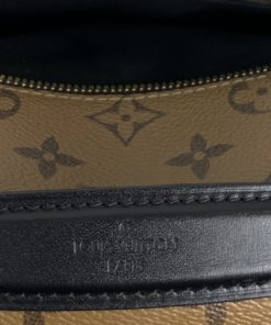 Louis Vuitton Pochette Metis Monogram Reverse