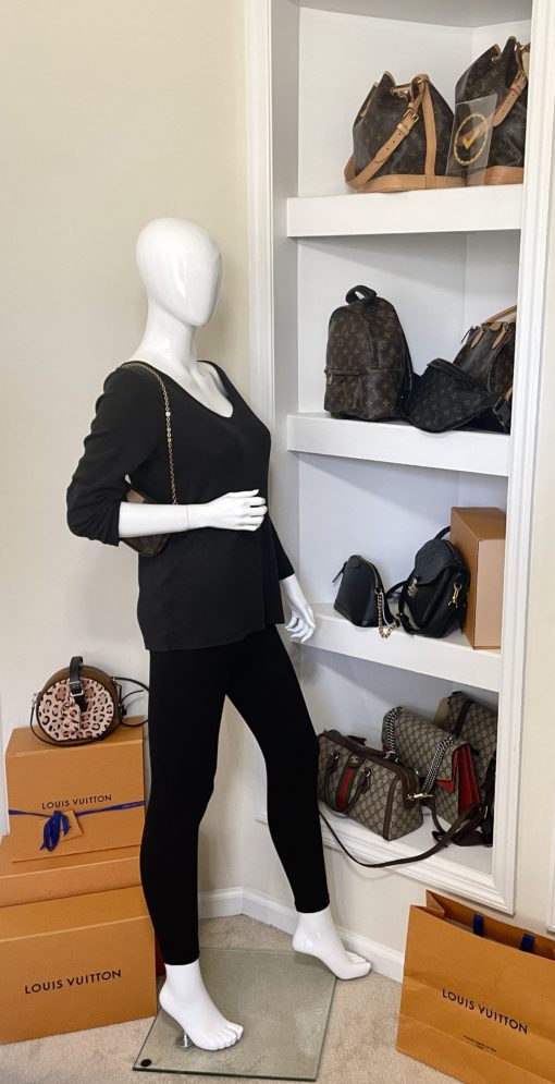 Louis Vuitton Multi Pochette Accessories Monogram Small Pouch with Chain w mannequin