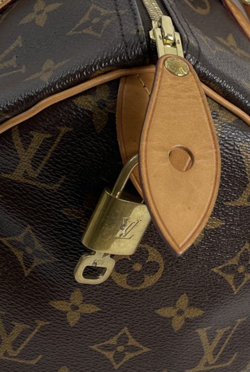 Louis Vuitton Monogram Speedy 30 Handbag 17