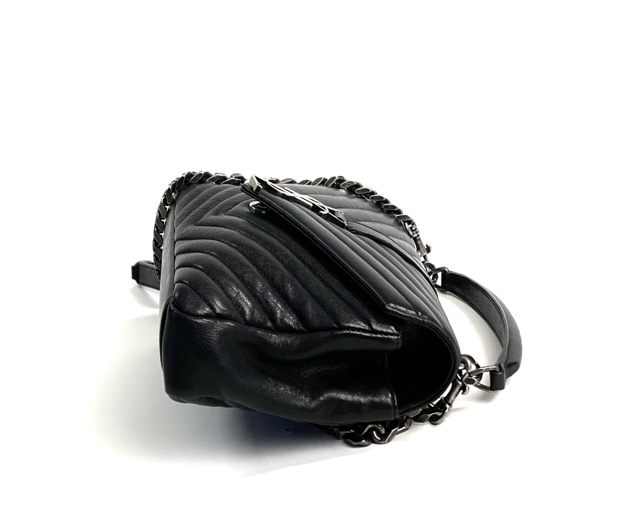 Chanel Black Lambskin Surpique Chevron Shoulder Bag
