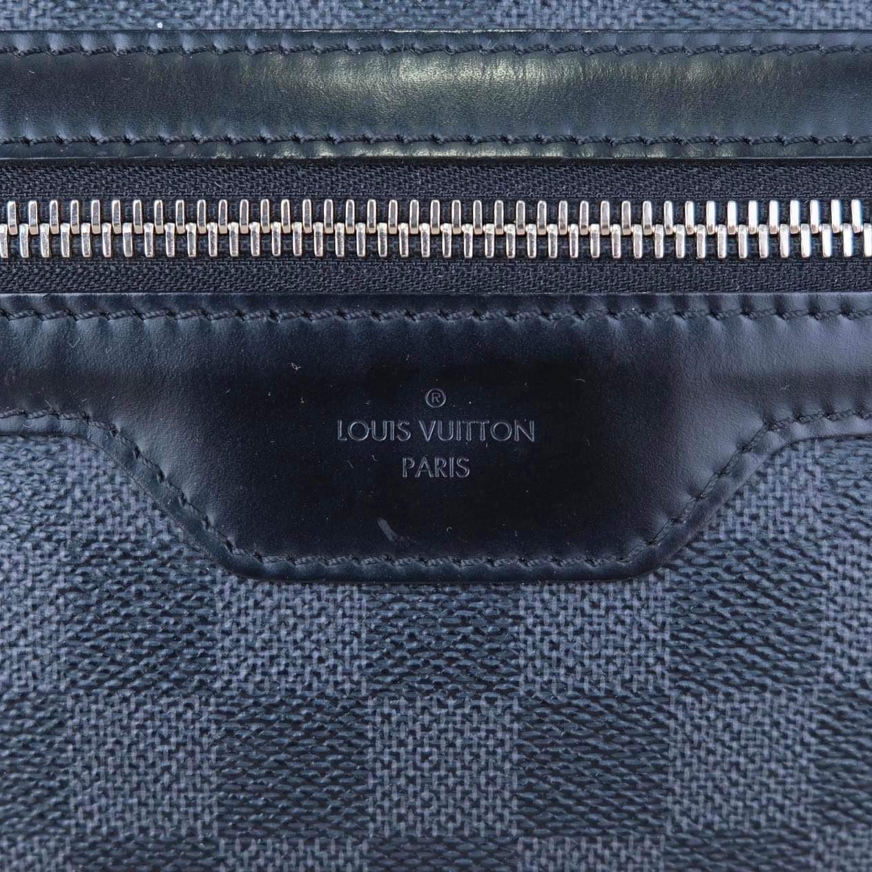 Louis Vuitton Damier Graphite Canvas Thomas Messenger Bag Louis Vuitton