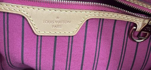 Louis Vuitton Delightful MM Monogram Tote with Pivone 4