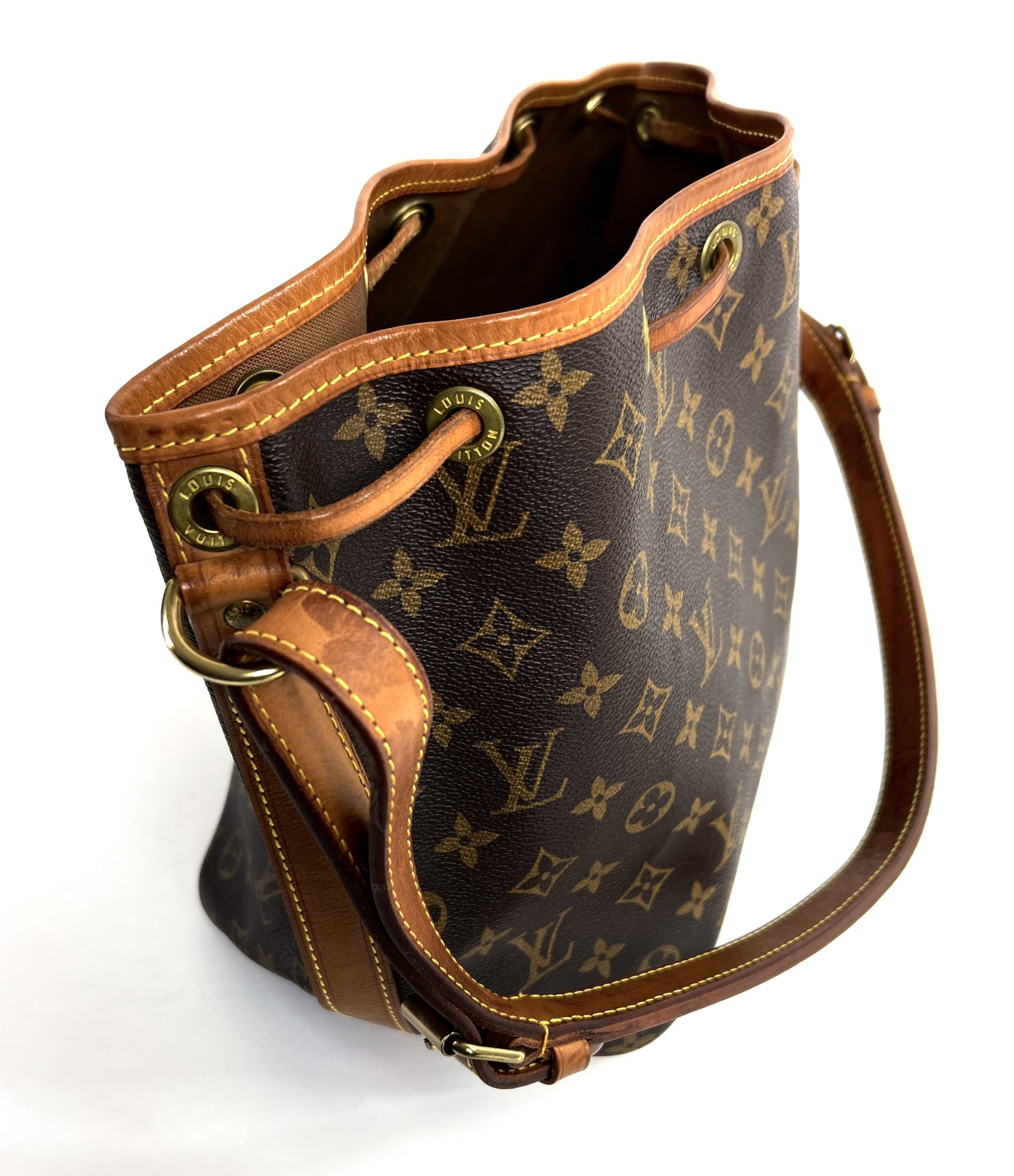 Louis Vuitton Petit Noe  prelovedvintage Luxury Bags  Wallets on  Carousell