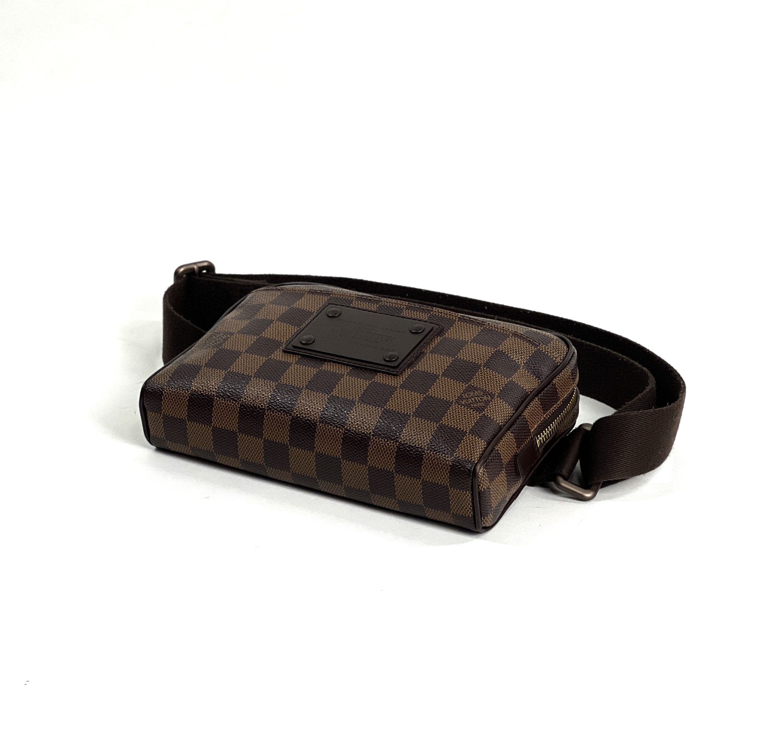 Louis Vuitton Damier Ebene Brooklyn Bum Bag A World Of, 59% OFF