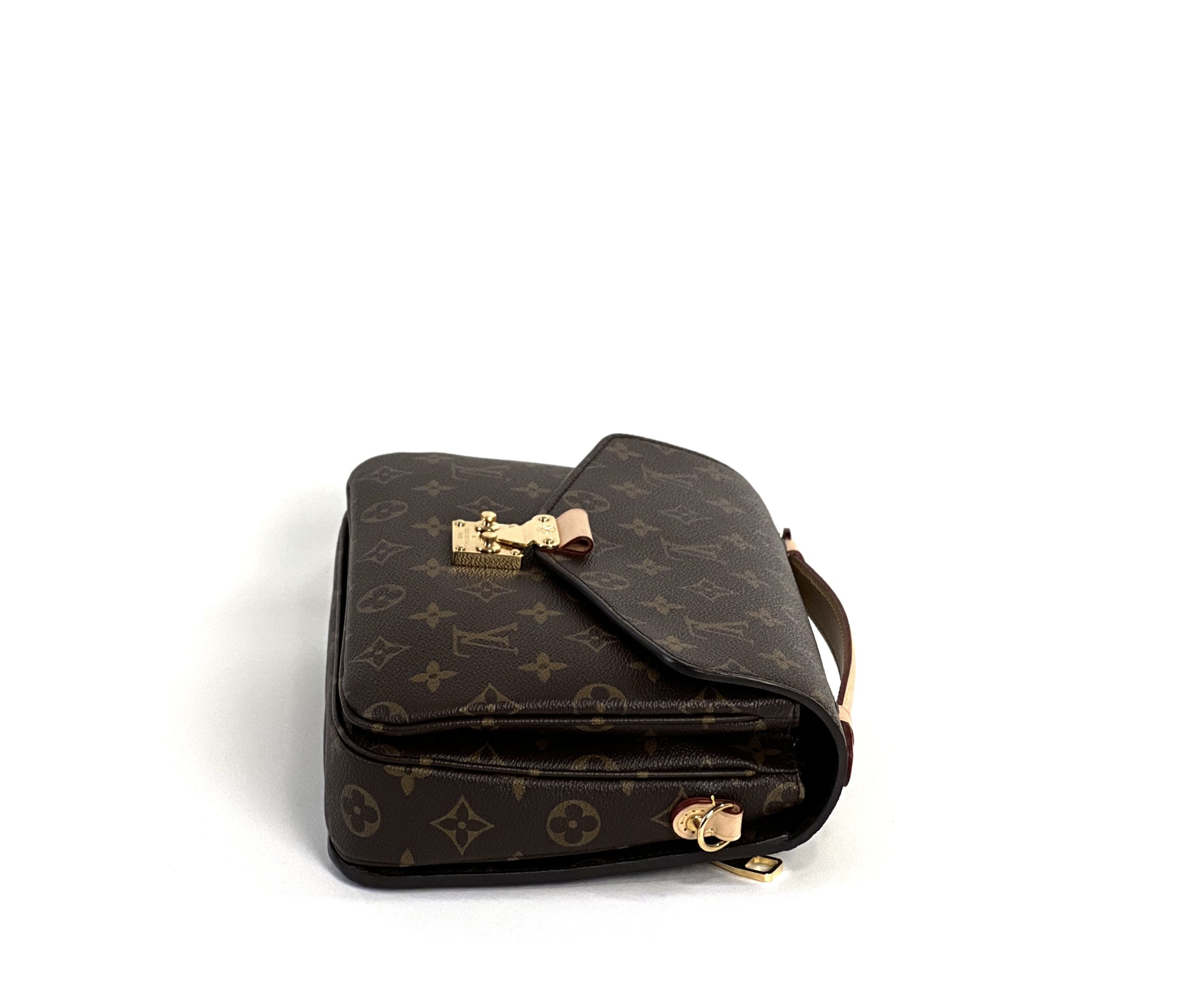 Louis Vuitton Bag Charm and Key Holder Monogram Giant Jungle Black  Multicolor in Canvas with Gold-tone - US