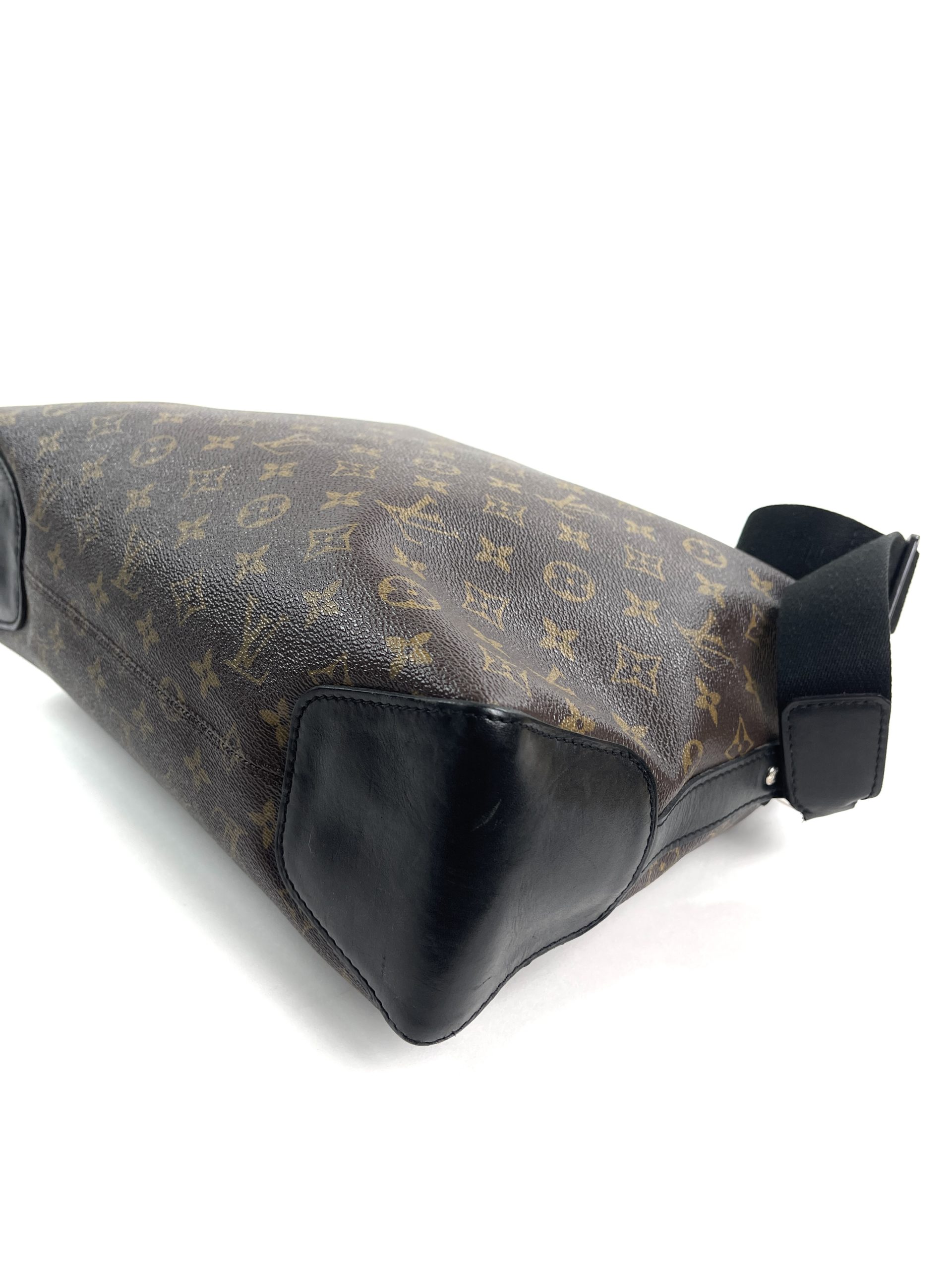 Lous Vuitton Monogram Macassar Torres PM Crossybody Bag, Luxury, Bags &  Wallets on Carousell