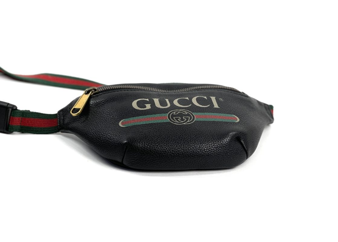 Gucci Cripto Black Leather Logo Small Belt Bag Size 90/36 527792