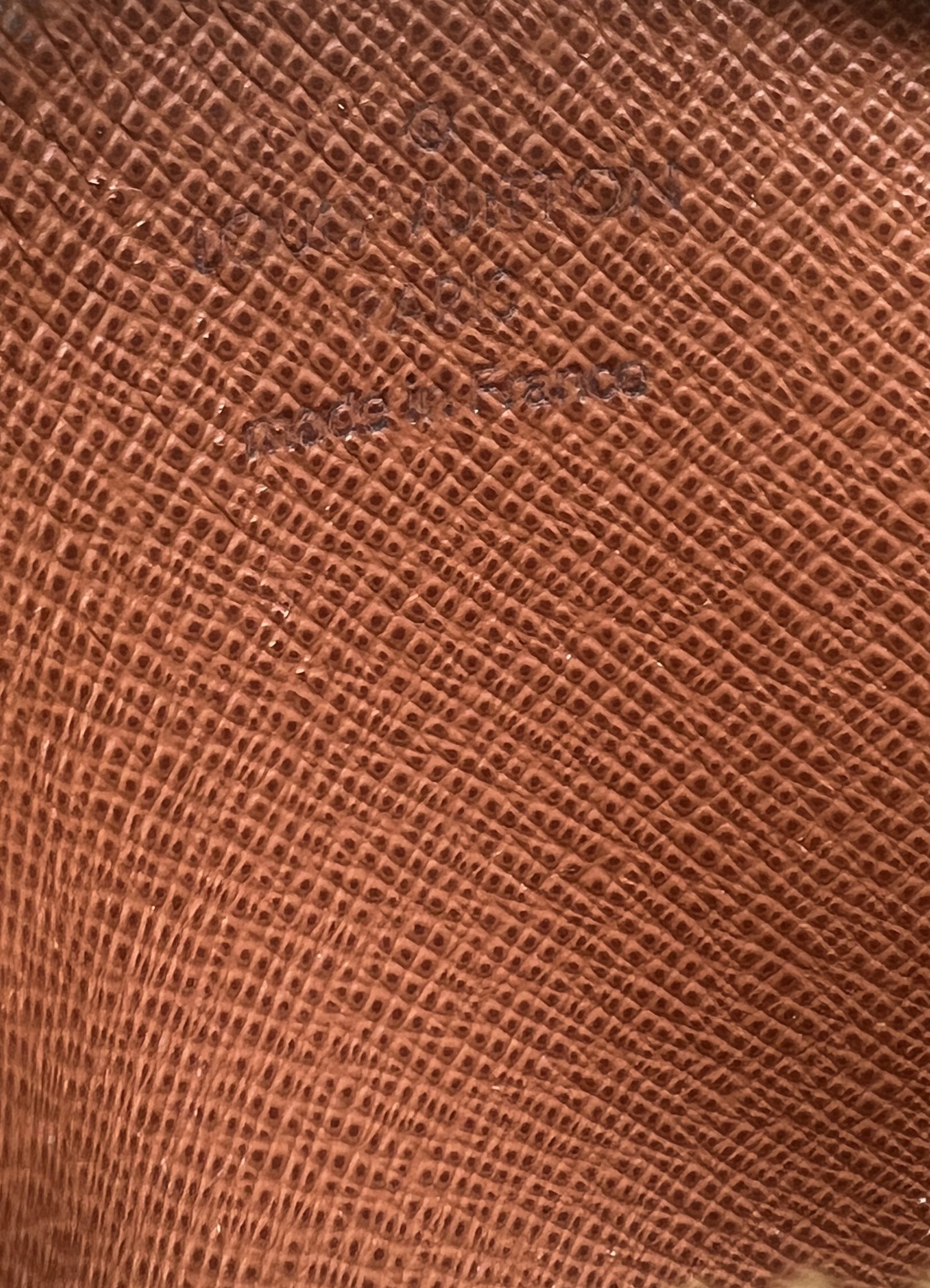 vuitton leather texture