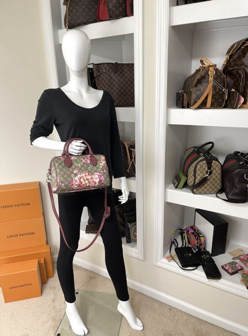 Gucci Blooms Supreme Boston Bag Crossbody 2