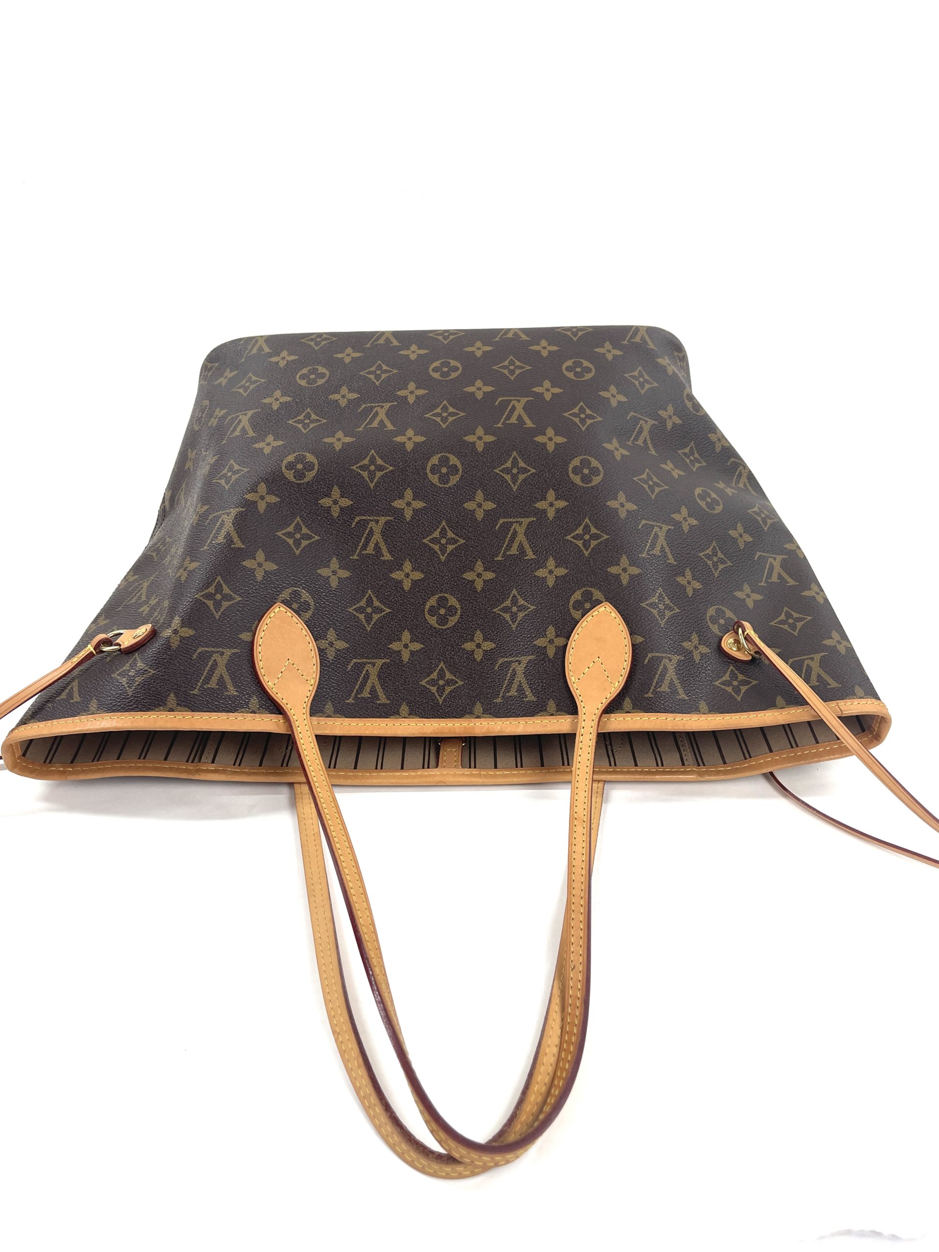 Louis Vuitton Monogram Neverfull MM Used condition 7/10 Selling at