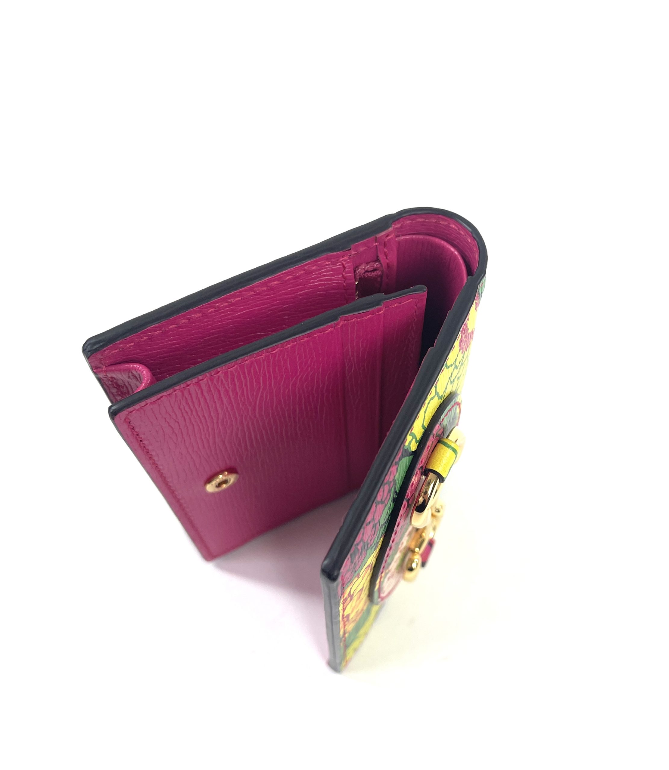 Leather wallet Gucci Pink in Leather - 31501336