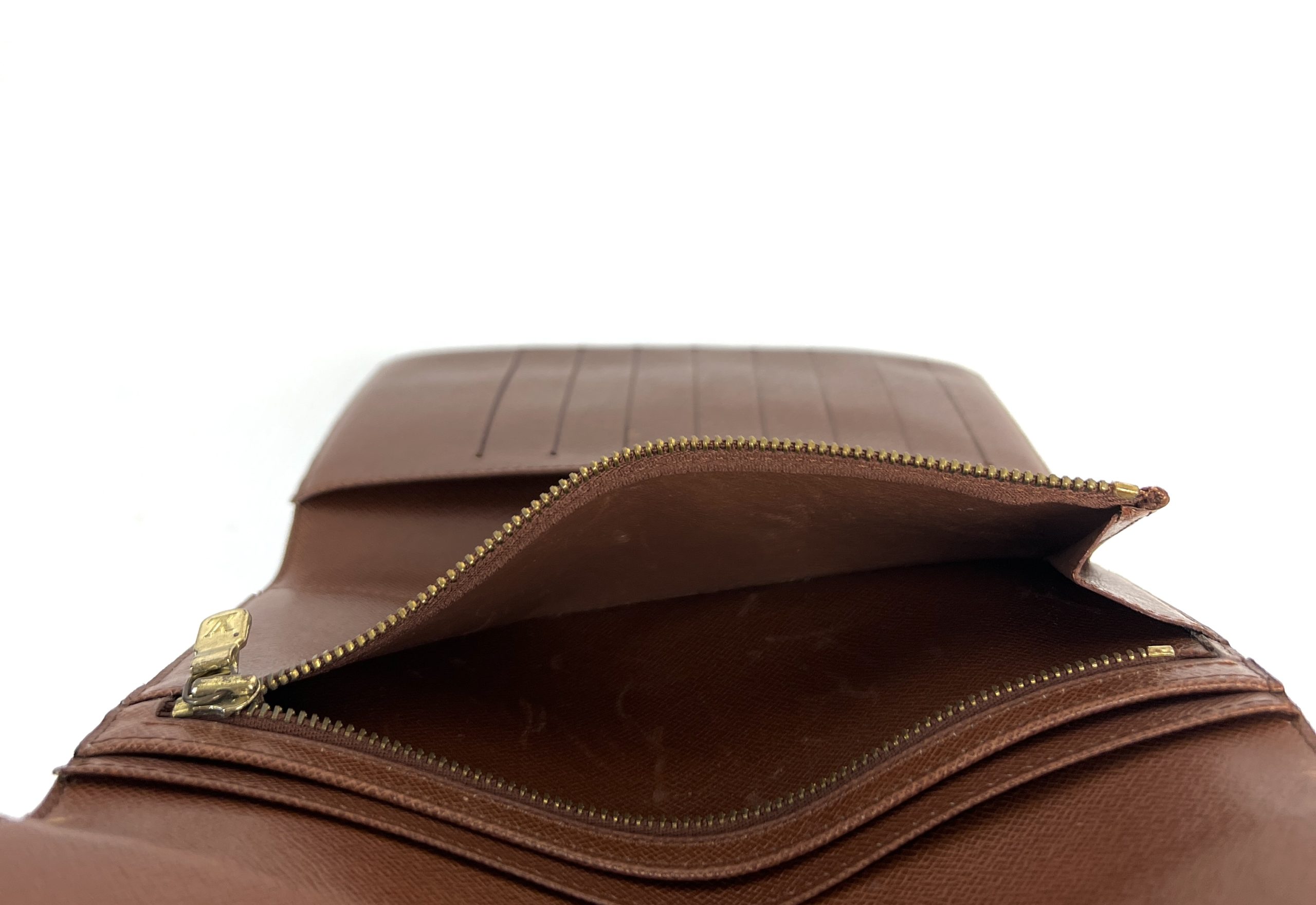 Louis Vuitton Monogram Pochette Passeport Trifold Wallet – Bag