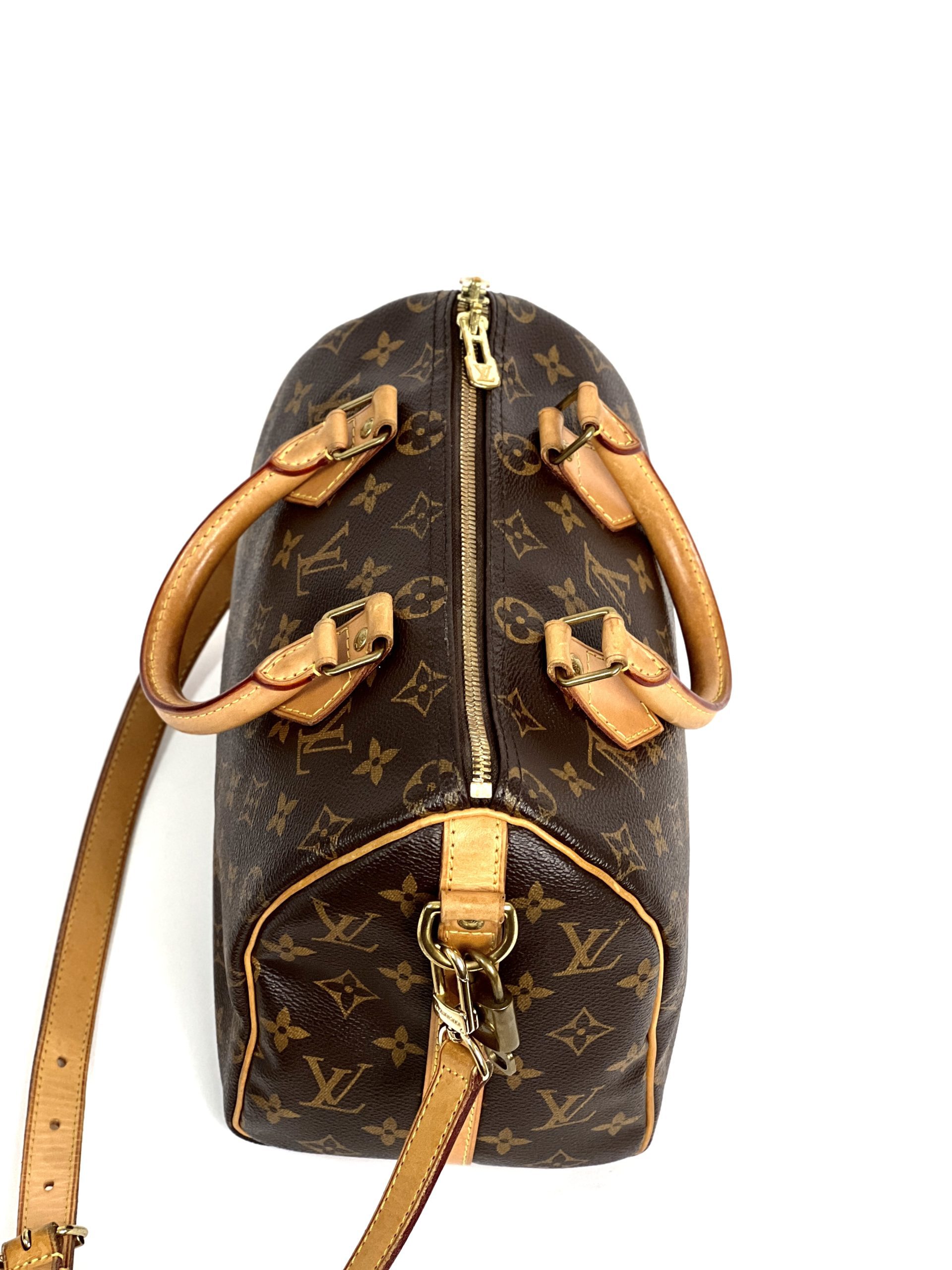 Louis Vuitton Speedy Bandouliere 25 Bag Monogram Canvas Hand carved  Detail+Extra