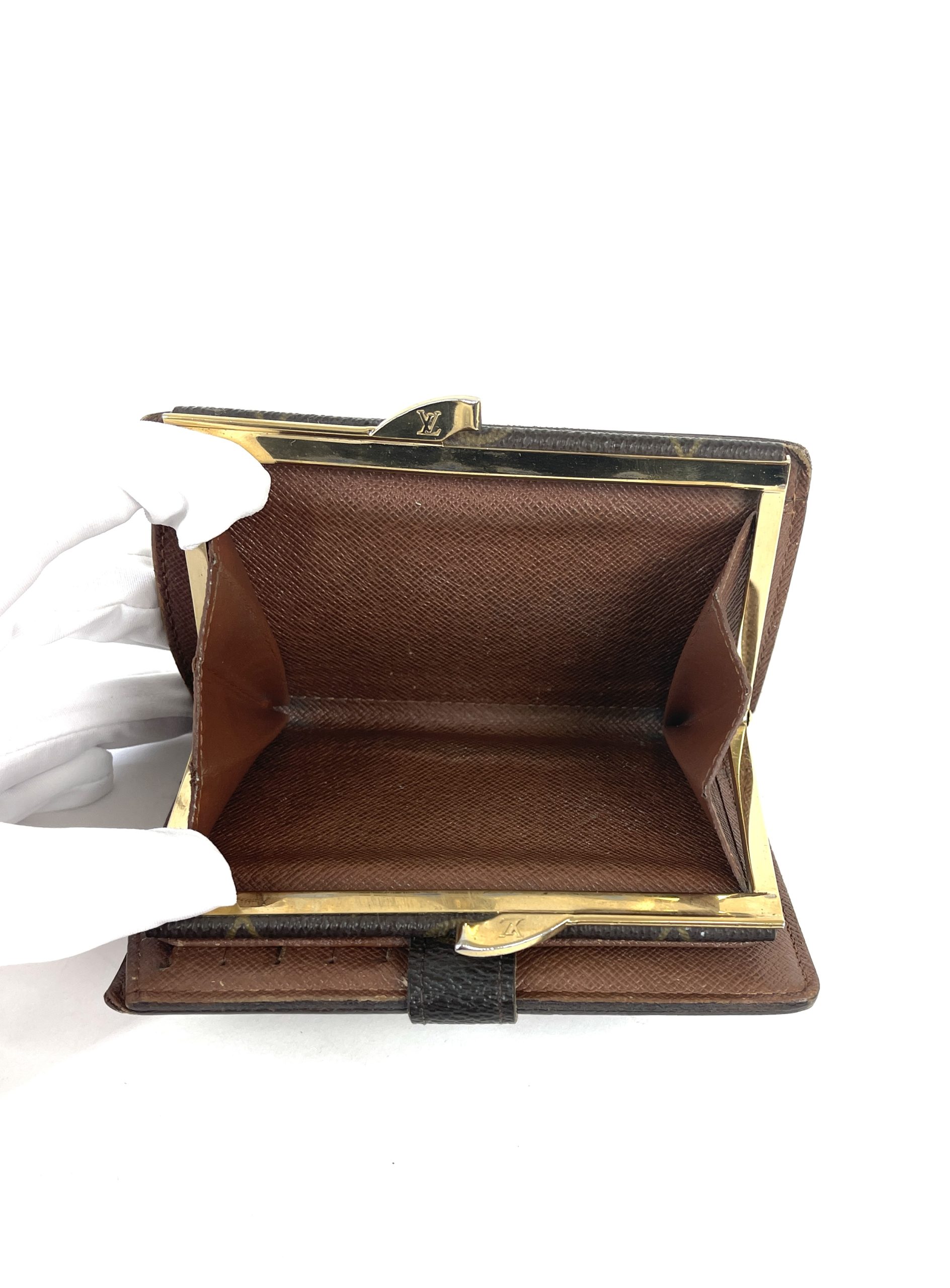 Louis Vuitton Monogram Kiss-Lock Wallet - Brown Wallets, Accessories -  LOU102230