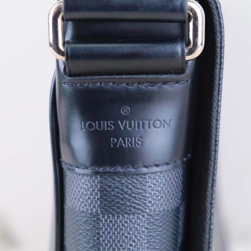 Louis Vuitton Graphite District PM Messenger 14