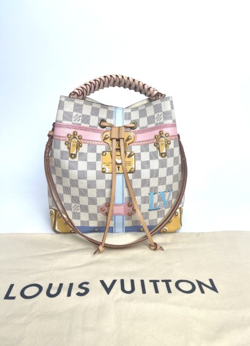 Louis Vuitton NeoNoe Damier Azur Summer Trunks MM Shoulder Bag 17