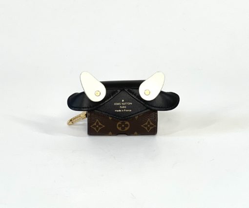 Louis Vuitton Monogram Cow Earpod Case 8