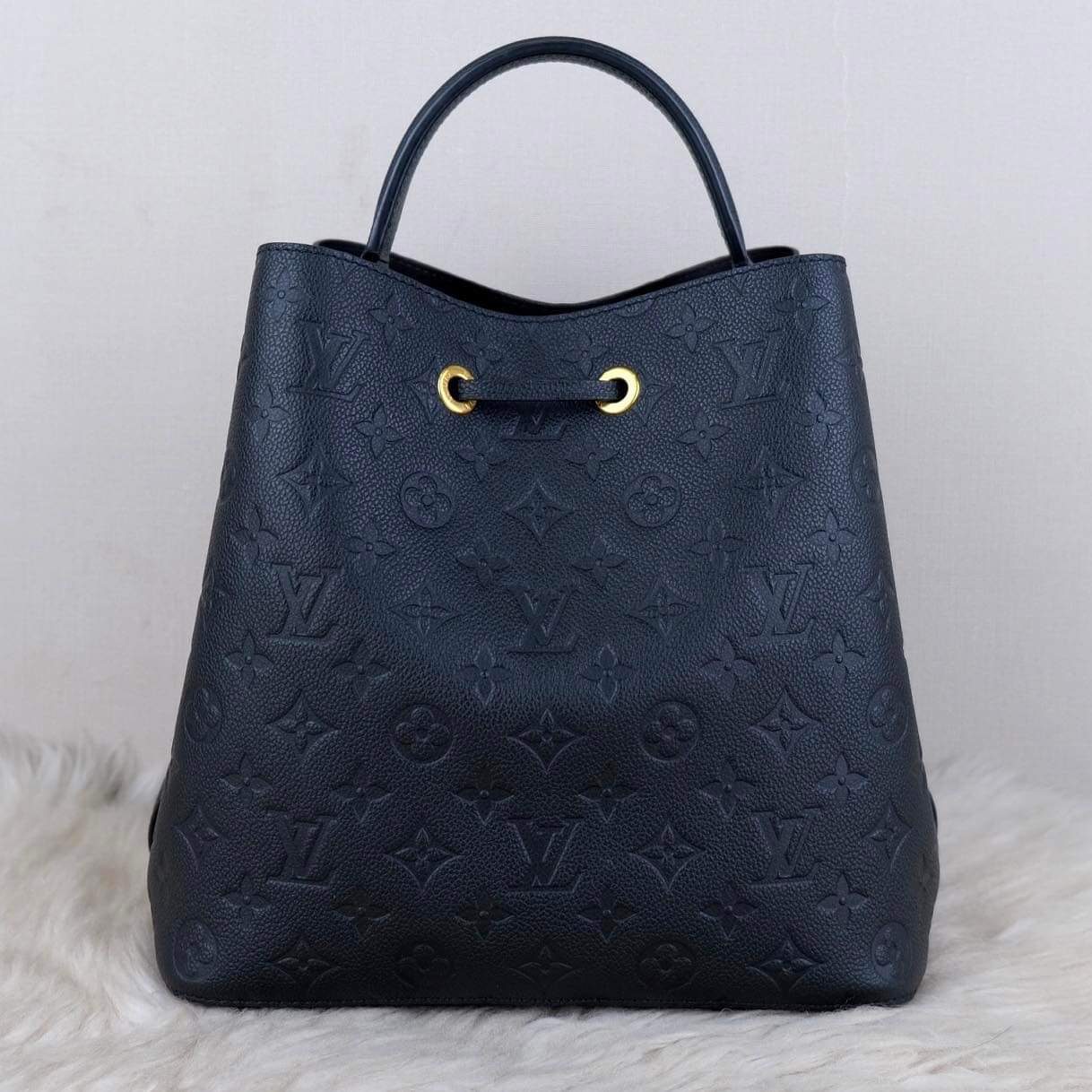 Authentic Louis Vuitton Navy Blue Monogram Empreinte Leather Neonoe MM Bag