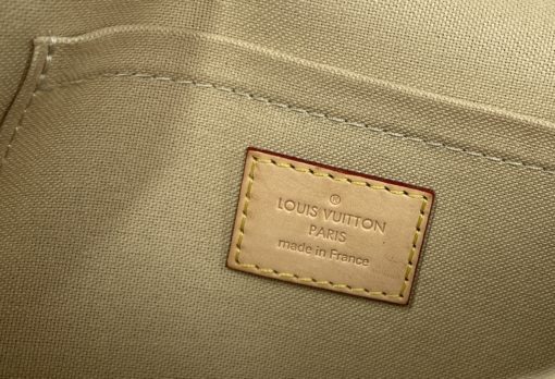Louis Vuitton Damier Azur Favorite Crossbody MM 11