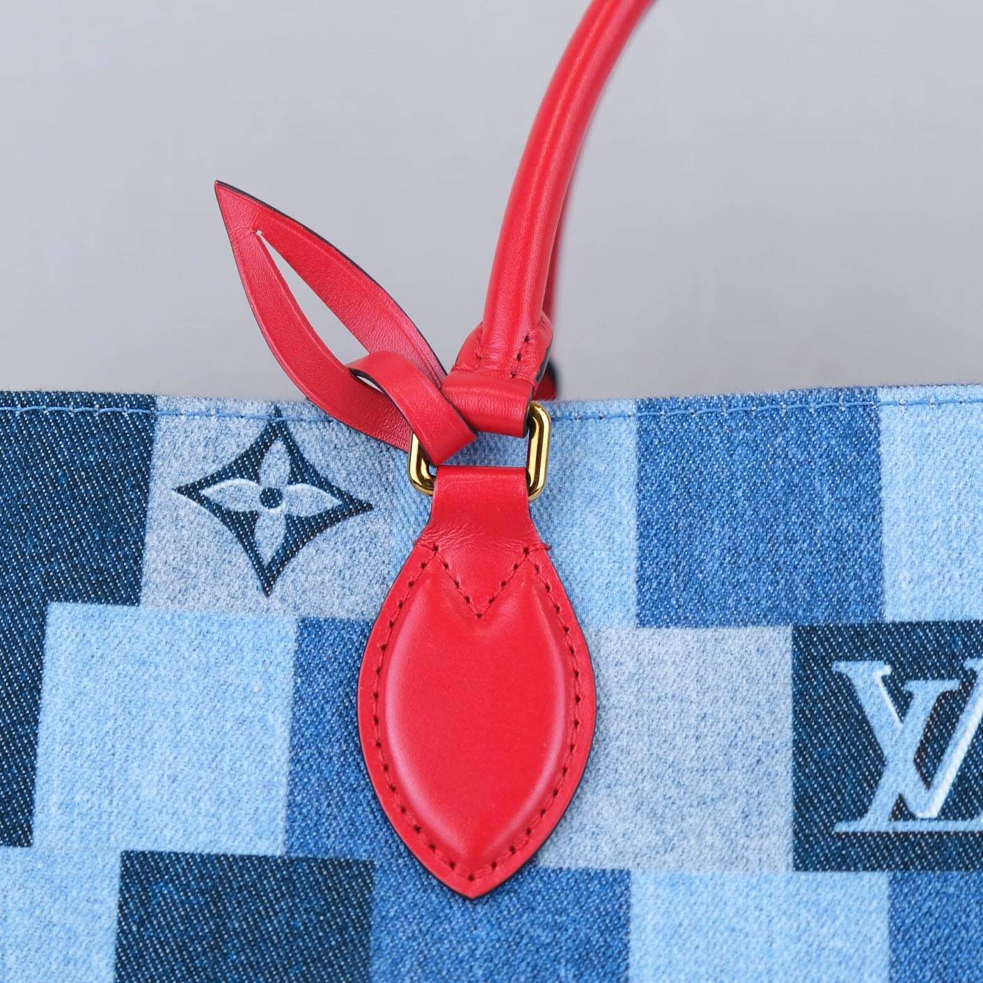Louis Vuitton Blue and Red Damier Monogram Patchwork Denim Neverfull mm Gold Hardware, 2019 (Like New), Blue/Red Womens Handbag