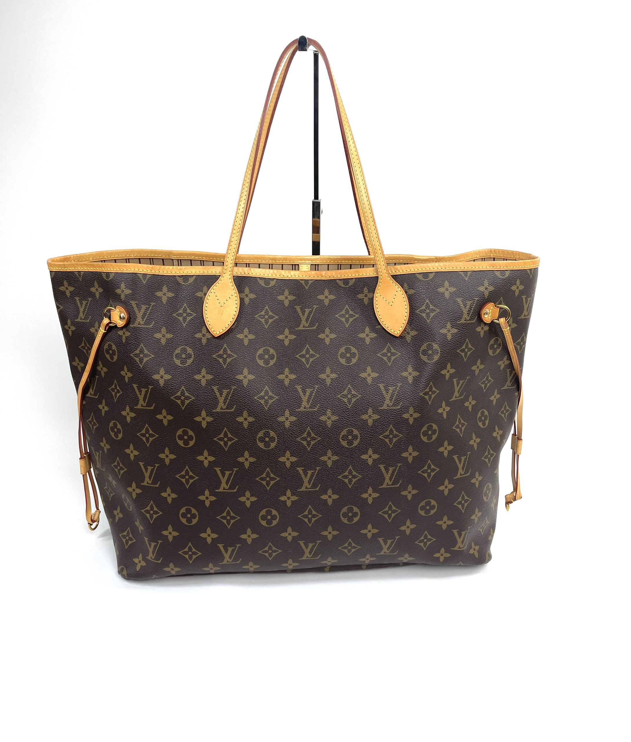 Louis Vuitton Neverfull MM Azur with Rose Ballerine Interior - A World Of  Goods For You, LLC