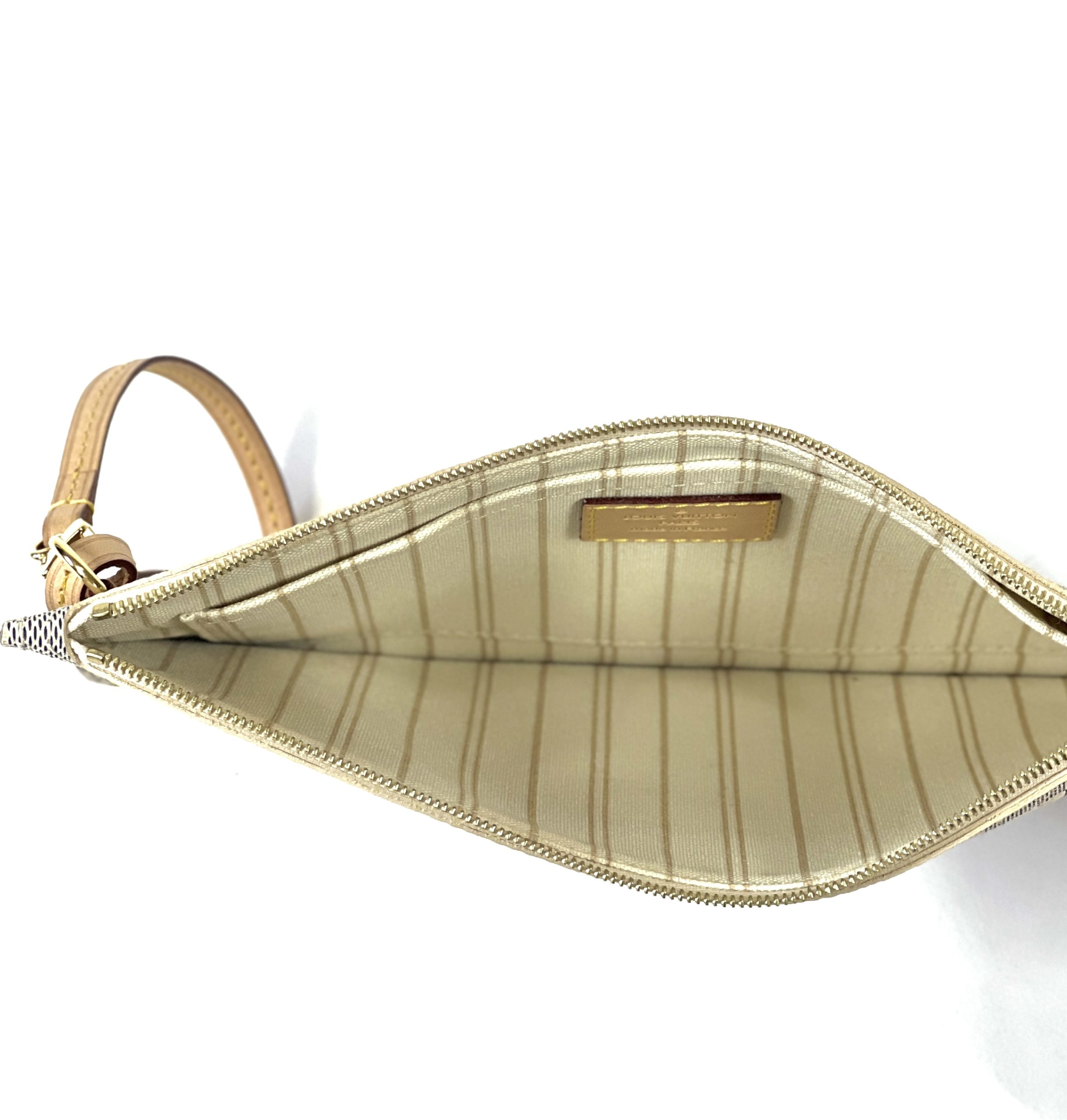 Louis Vuitton Damier Azur Neverfull Pouch - Neutrals Clutches, Handbags -  LOU805460