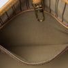 Louis Vuitton Monogram Canvas Beige Neverfull MM 17