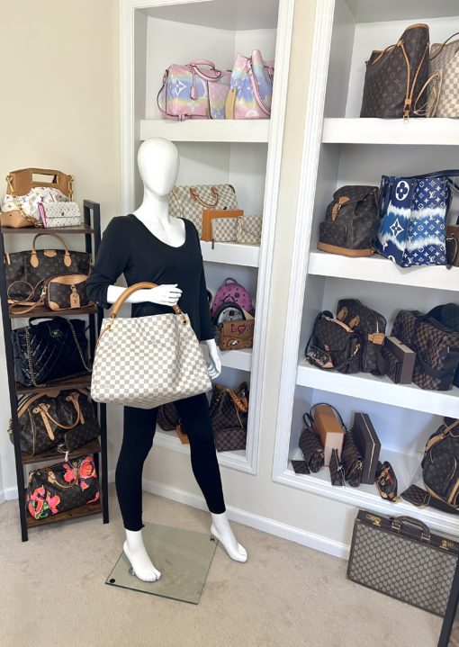 Louis Vuitton Azur Artsy MM Hobo 5