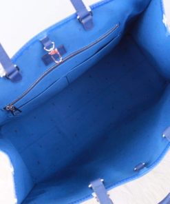 Louis Vuitton BLUE MONOGRAM GIANT ESCALE ON THE GO GM – KrayolaKollection