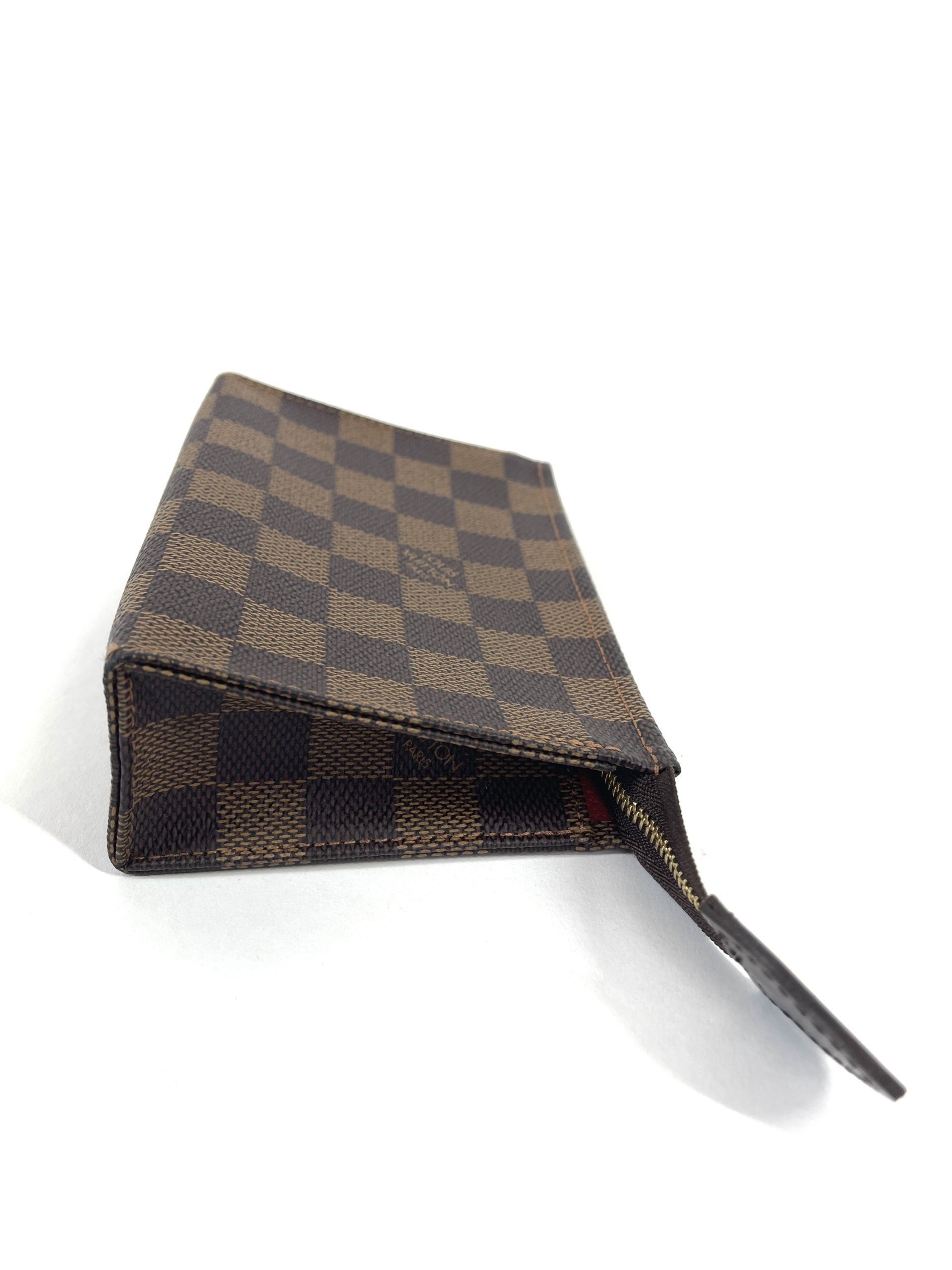 Shop Louis Vuitton Cosmetic pouch (M47515, N60024, N47516) by BeBeauty