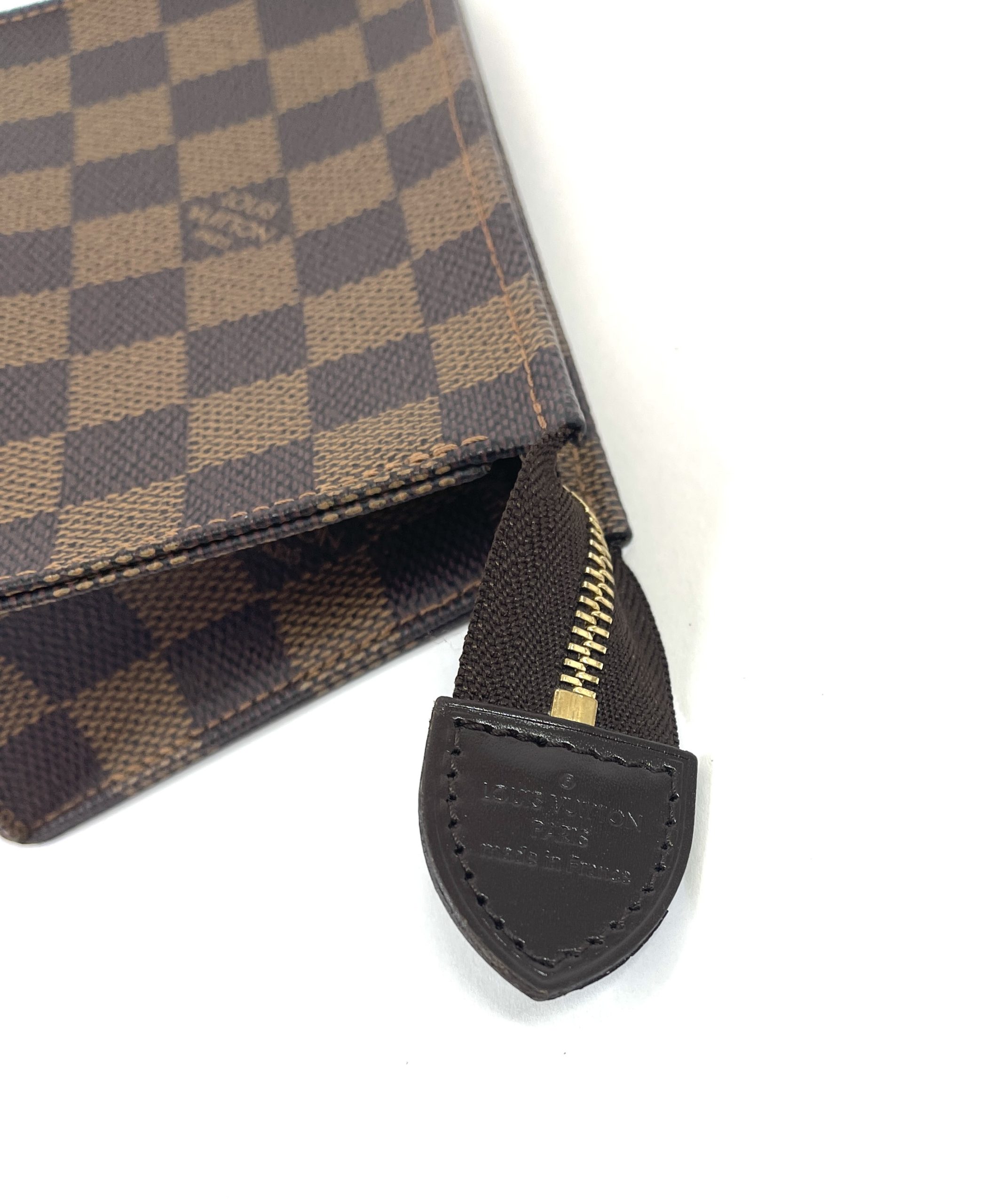 Shop Louis Vuitton Cosmetic pouch (M47515, N60024, N47516) by BeBeauty