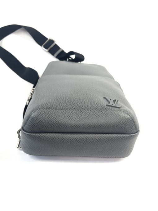 Louis Vuitton Avenue Grey Glacier Sling Bag NM 11