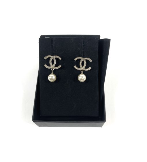 Chanel CC Gold Rhinestone Earrings with Pearl 9