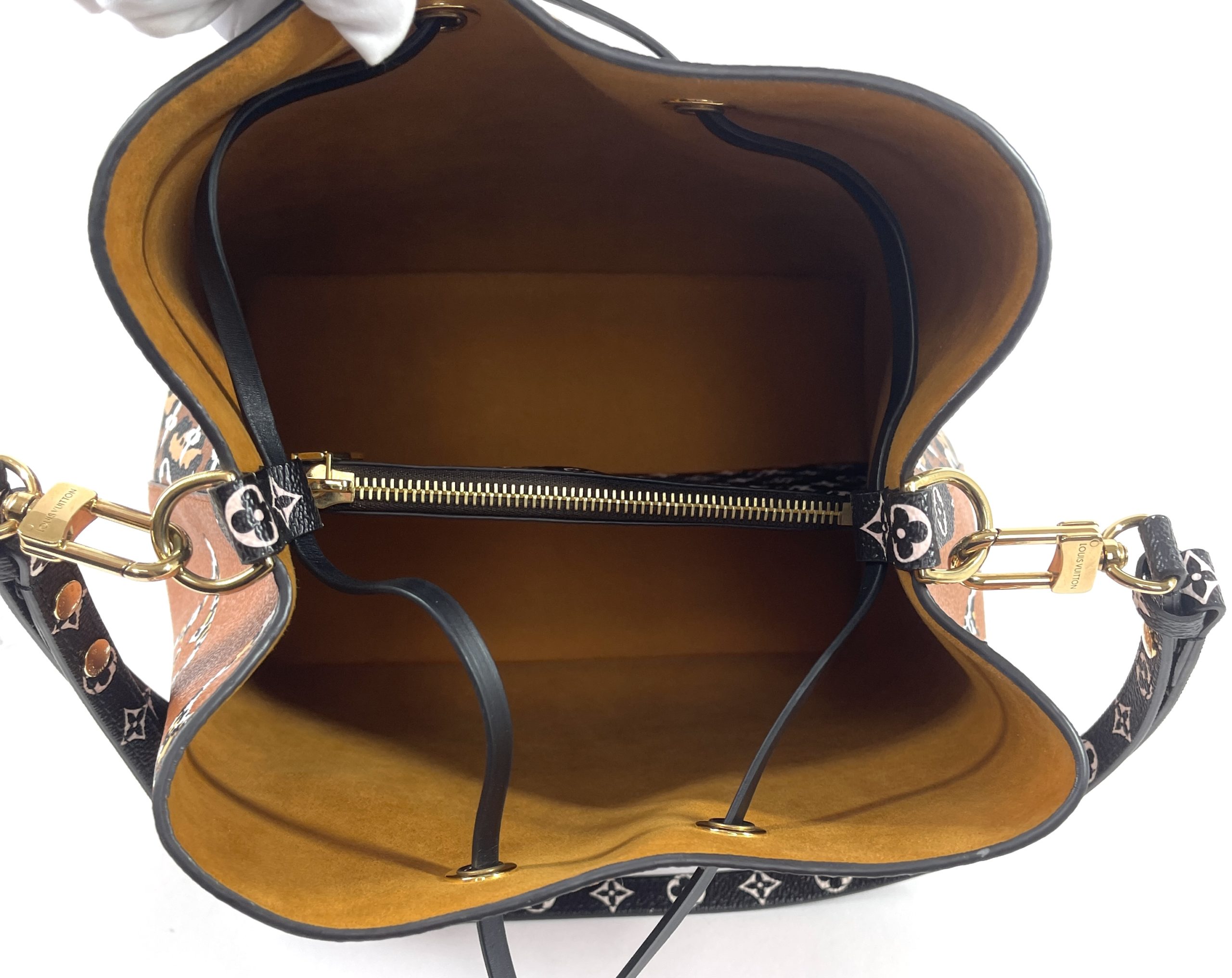 LOUIS VUITTON LV Neo Noe Caramel Brown Monogram Bucket Bag Gold Hardware  2021