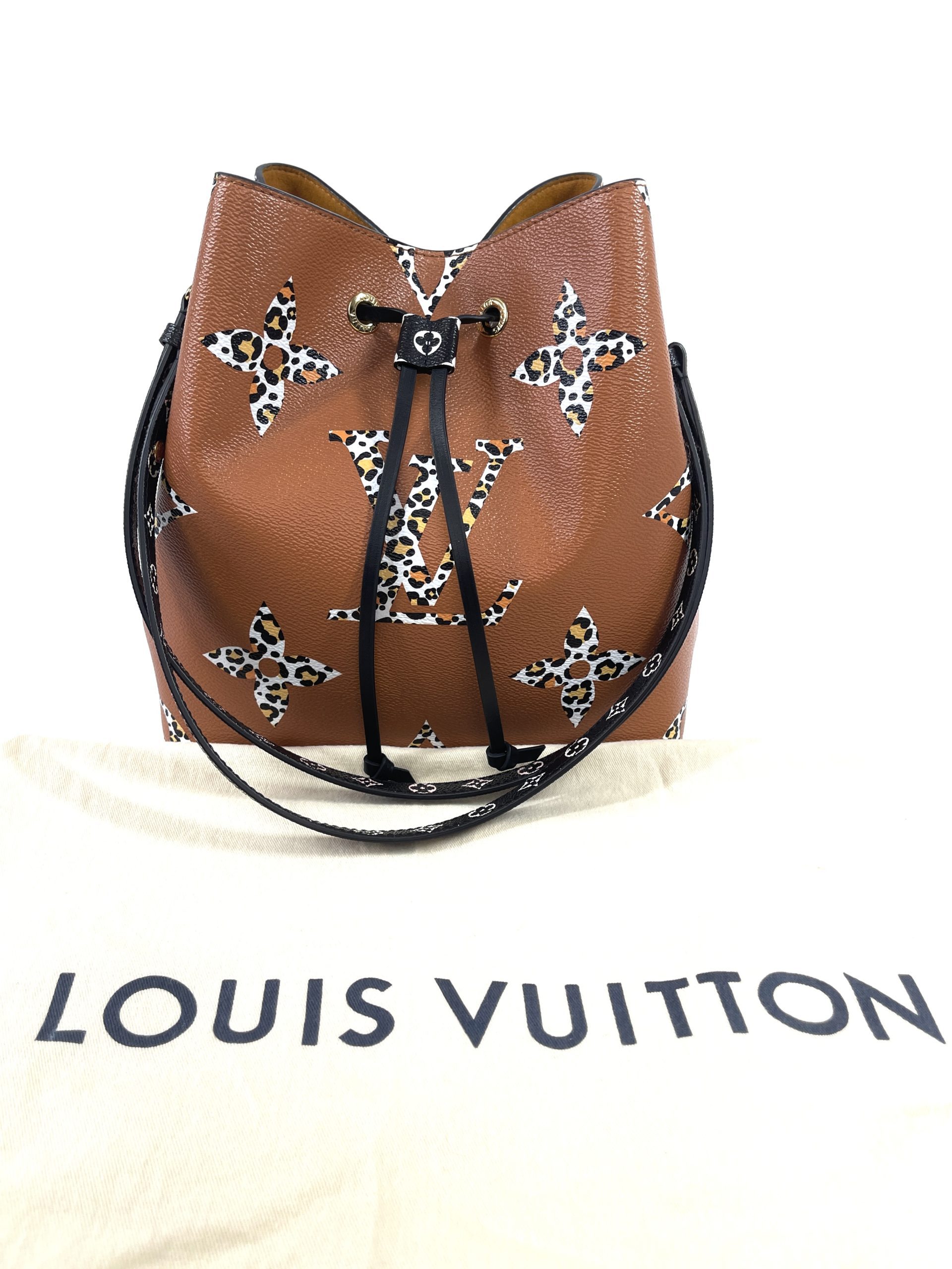 Louis Vuitton] Louis Vuitton Santule Lv Damier M0333 Calf Black JJ127 –  KYOTO NISHIKINO