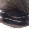 Louis Vuitton Monogram Canvas Pochette Metis 11