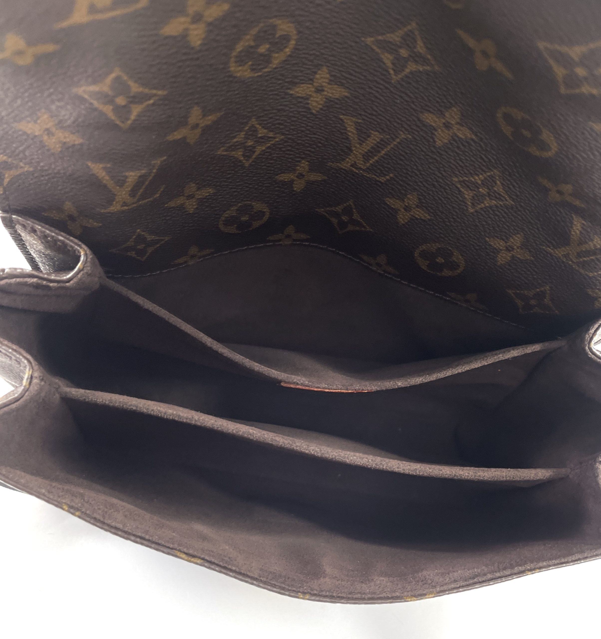 Louis Vuitton 22 Pochette Metis reverse monogram