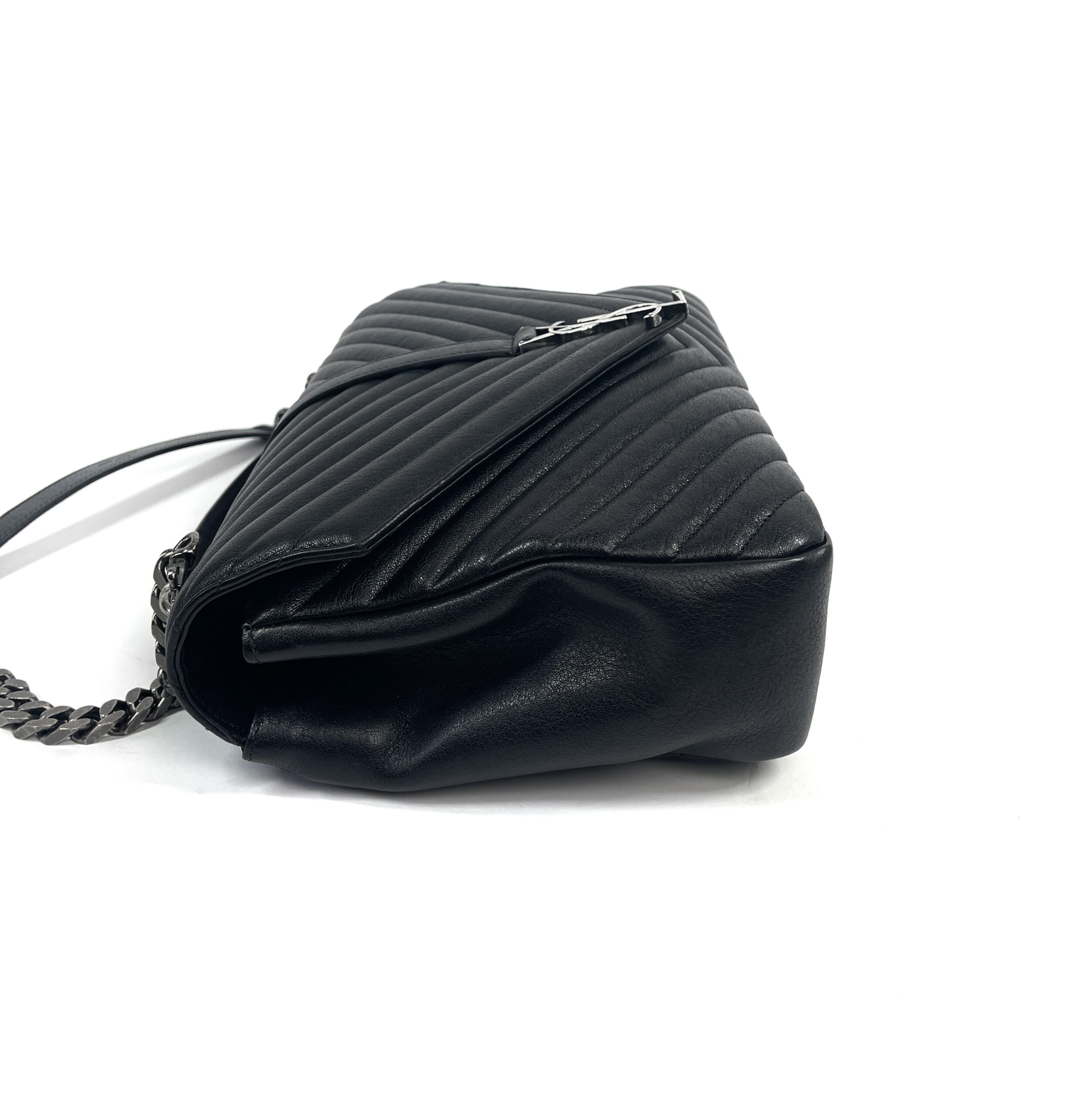 Saint Laurent Large Loulou Shoulder Bag - Black