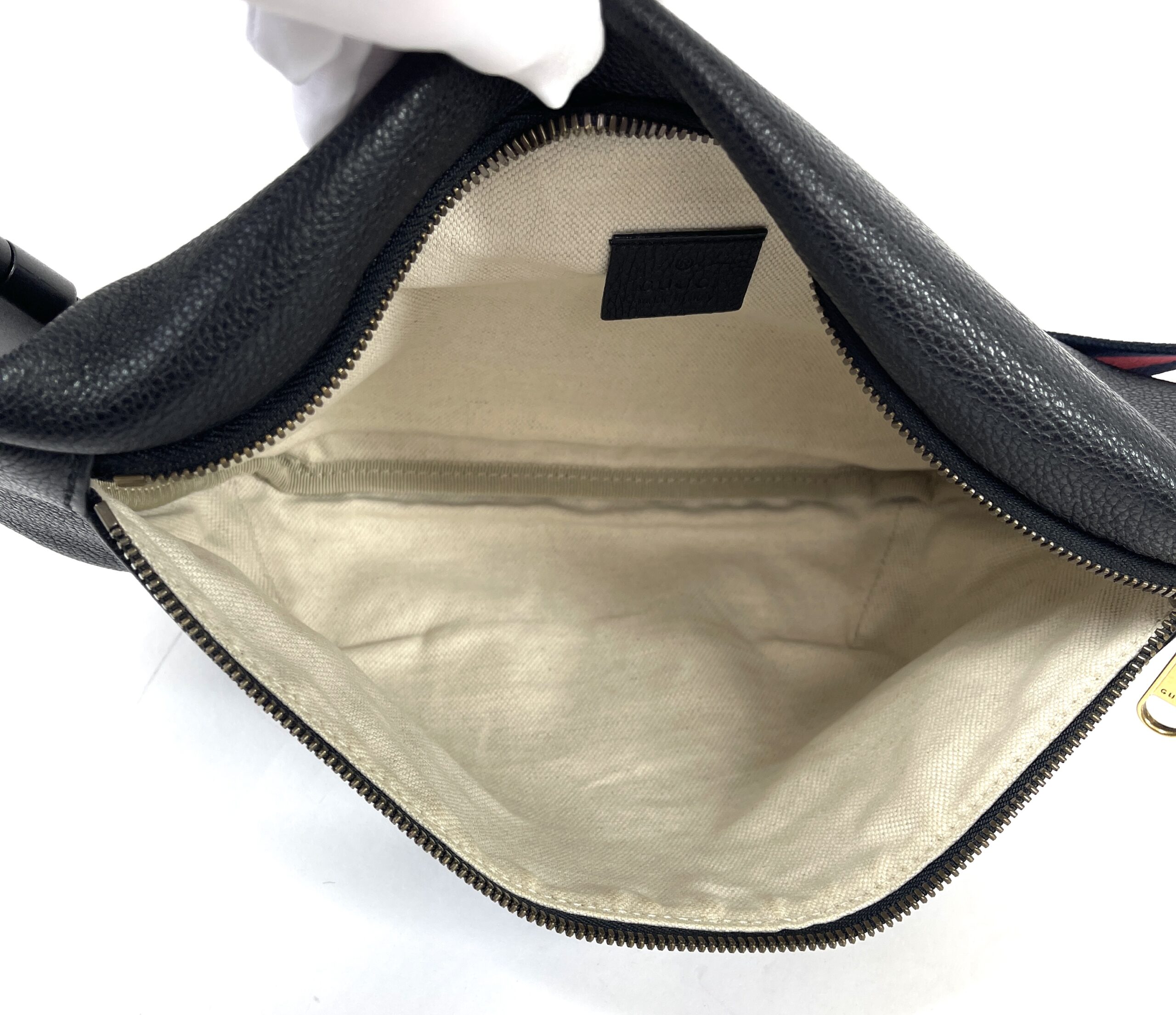 GUCCI Black Grained Calfskin Logo Belt Bum Bag Large - A World Of