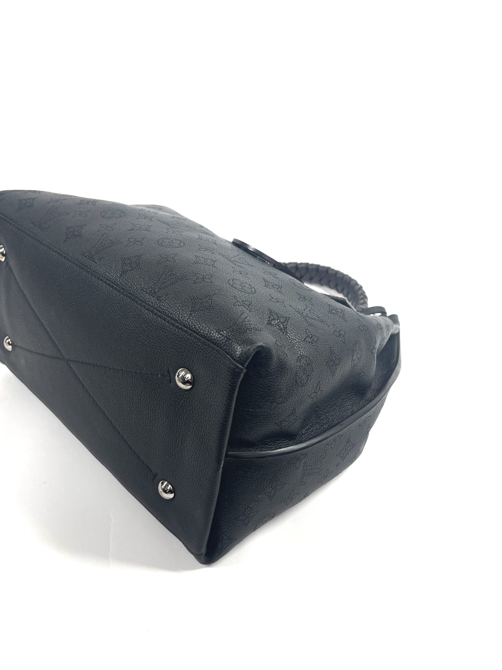 Louis+Vuitton+Carmel+Hobo+Bag+Black+Leather for sale online