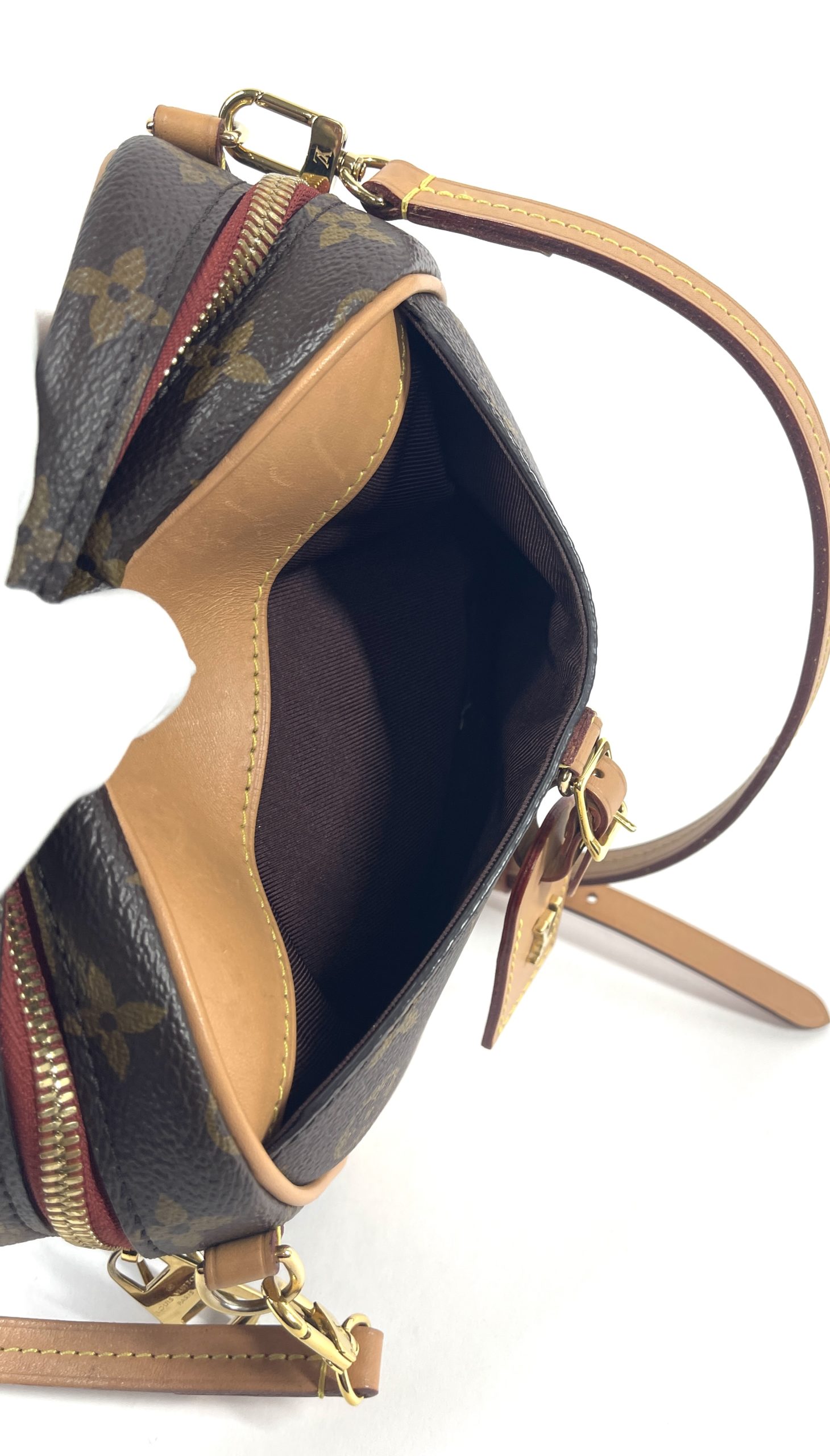 Louis Vuitton Monogram Mini Deauville - Brown Crossbody Bags, Handbags -  LOU809680