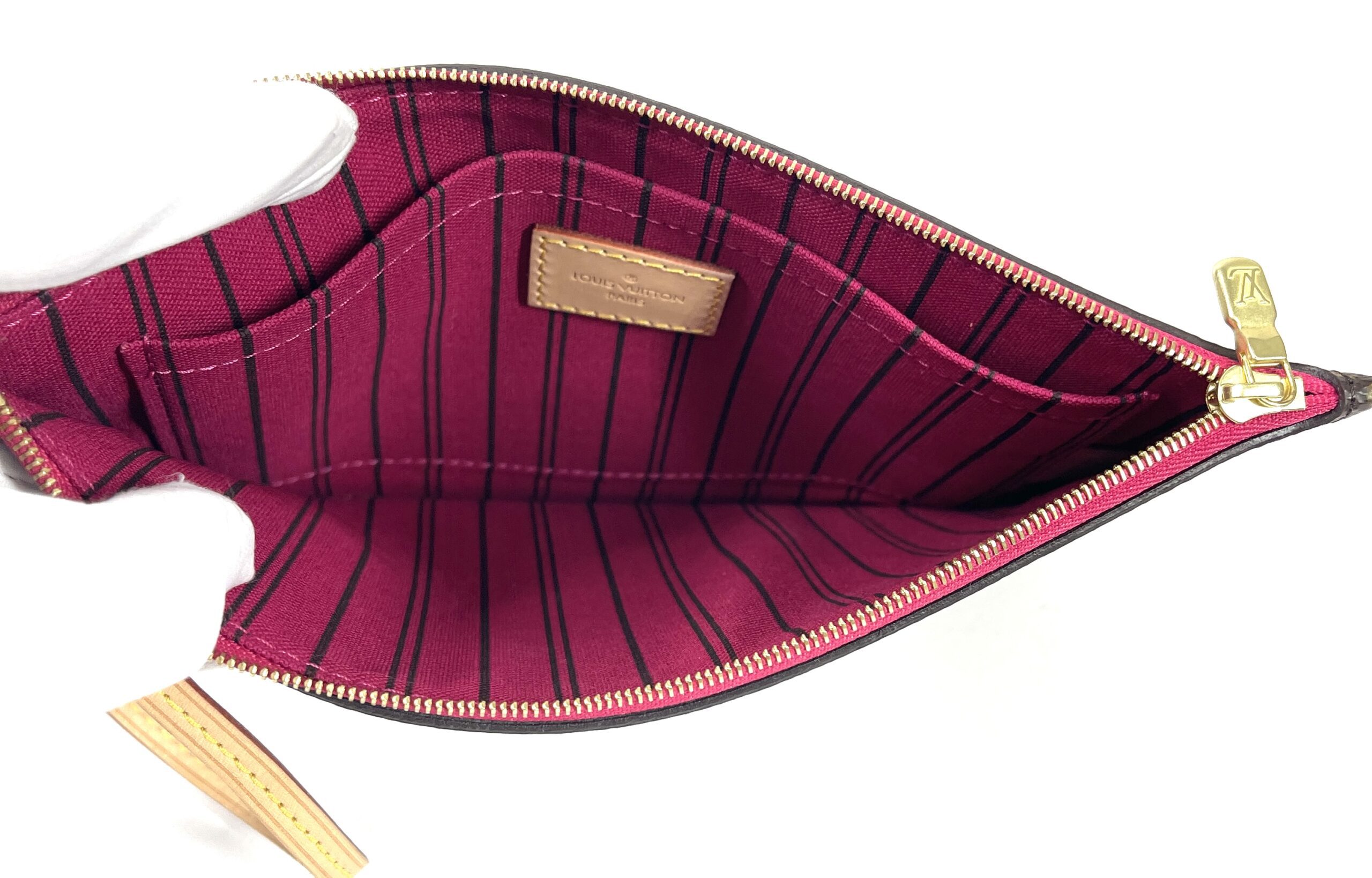 Louis Vuitton Neverfull Pouch clutch wristlet Pivoine Pink Interior
