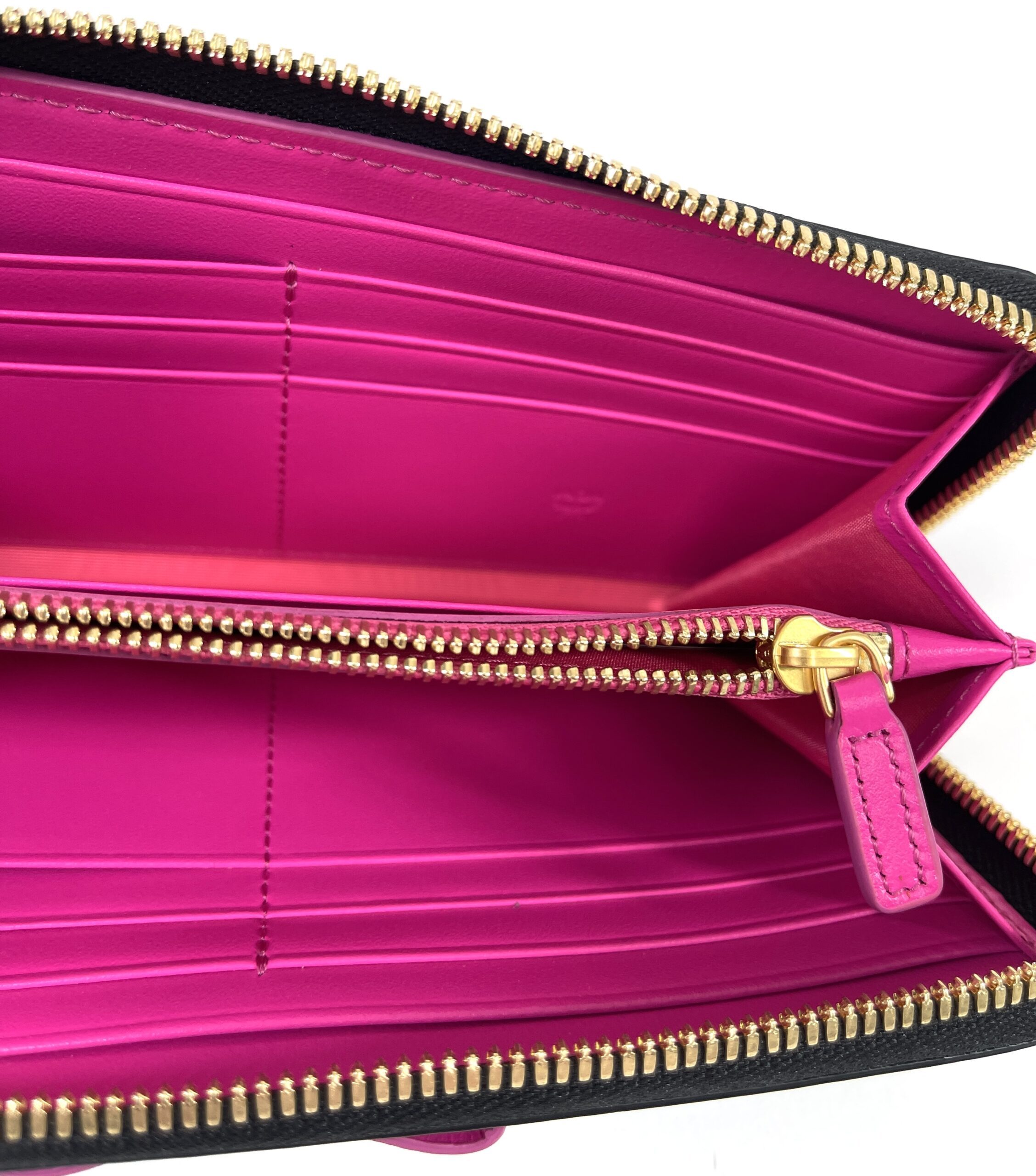 MCM Grained Calfskin Mina Long Wallet Black Pink - A World Of