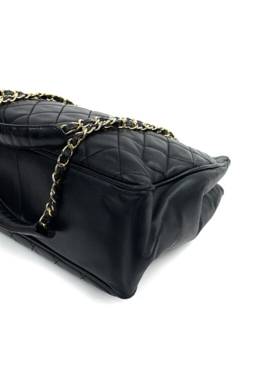 Chanel Black Lambskin Matelasse Tote With Gold Hardware 23