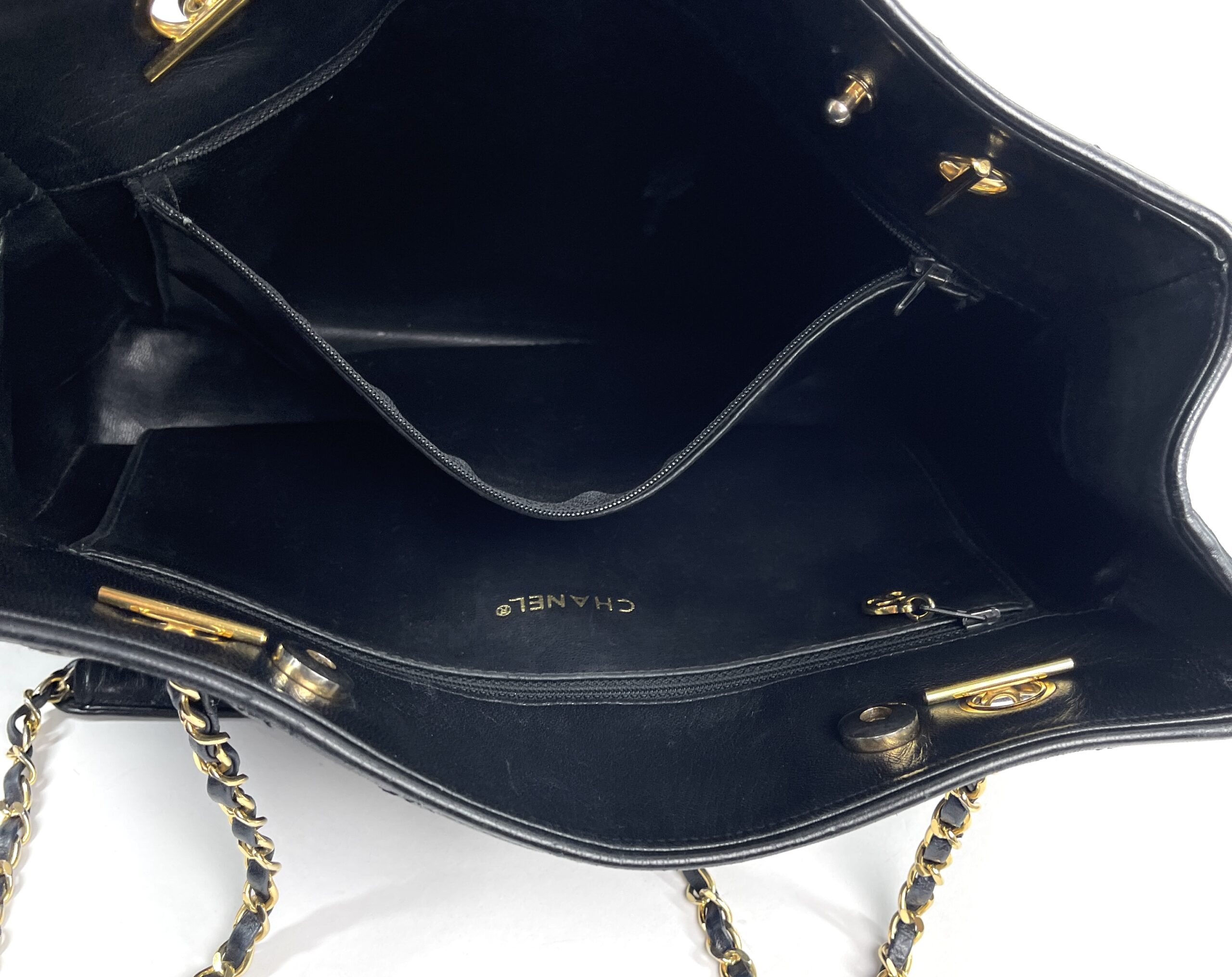 Chanel Vintage Midnight Blue Lambskin Pochette Chain Shoulder Bag