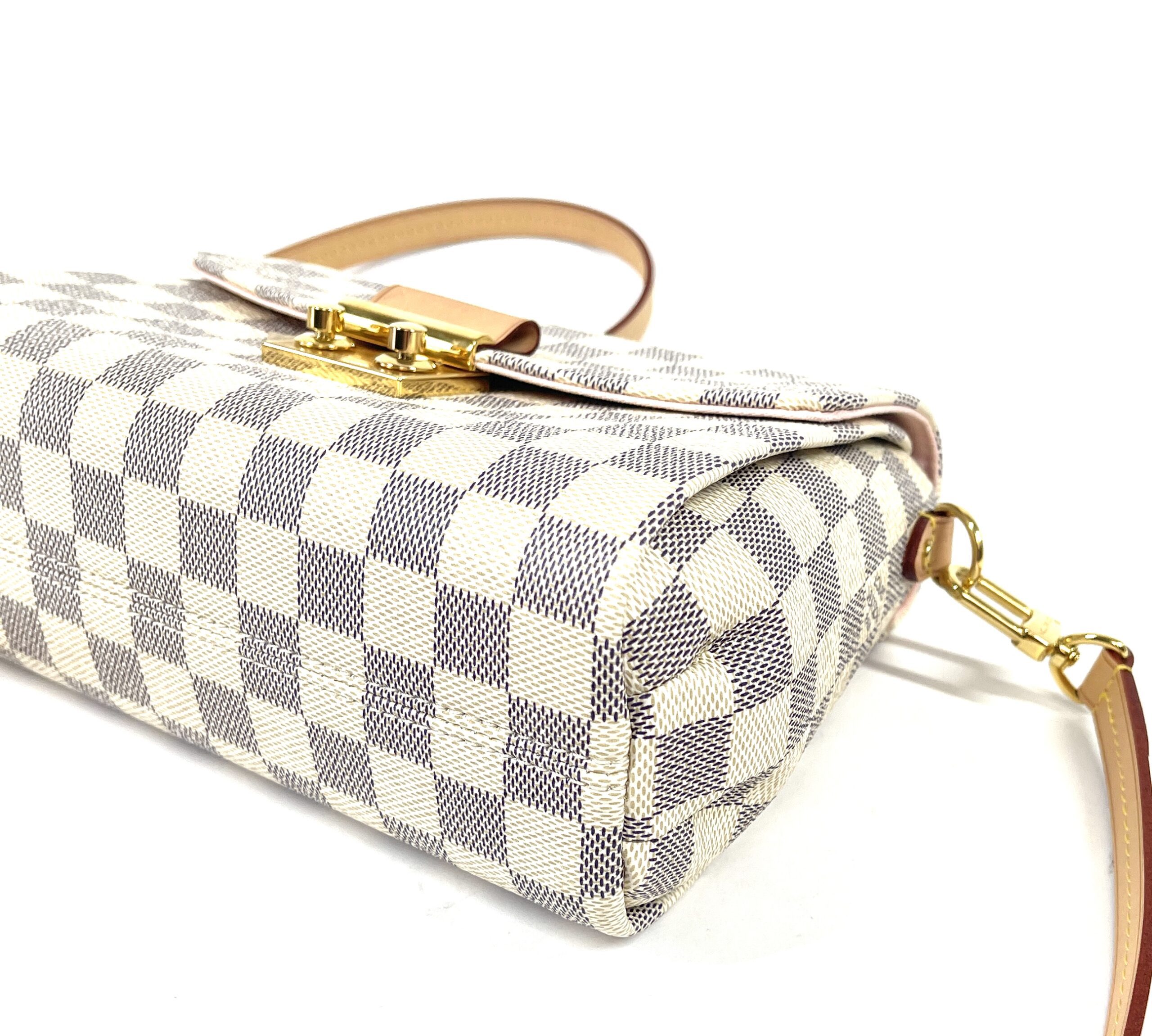Croisette leather crossbody bag Louis Vuitton White in Leather